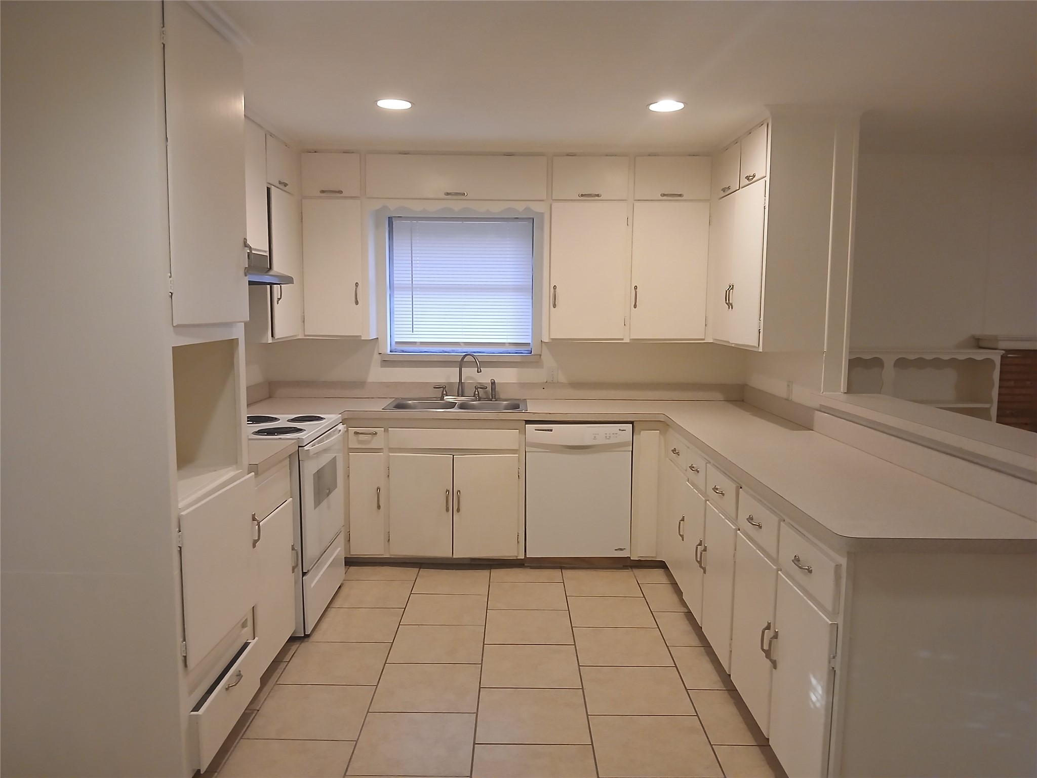 4918 Rockport Drive Dallas TX 75232