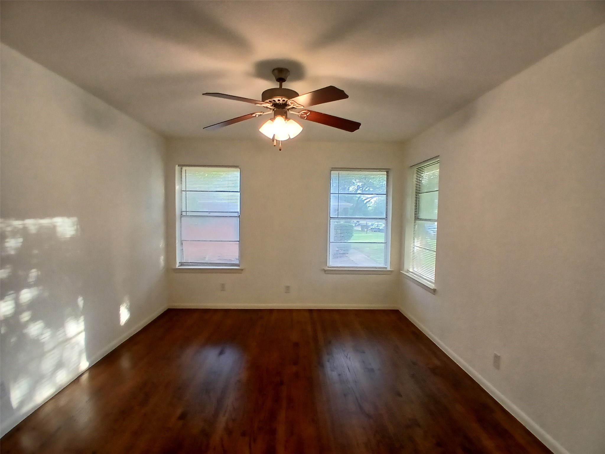 4918 Rockport Drive Dallas TX 75232
