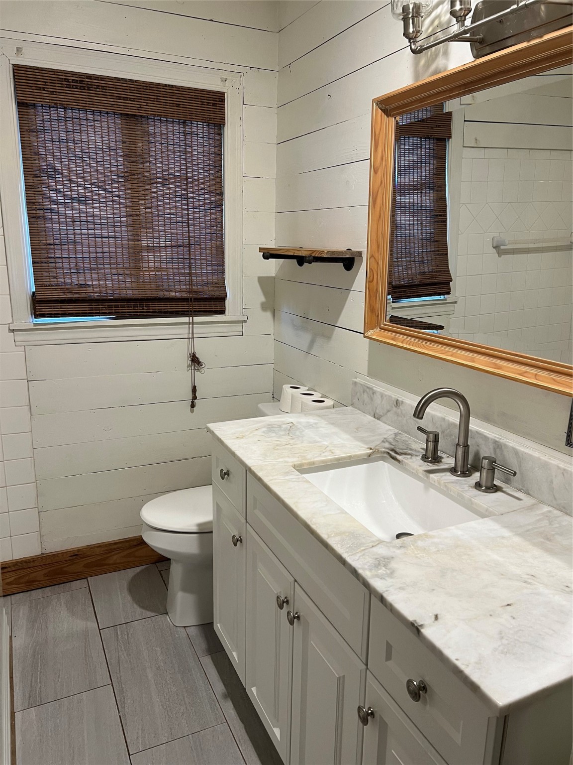 1230 W Chestnut Street Denison TX 75020