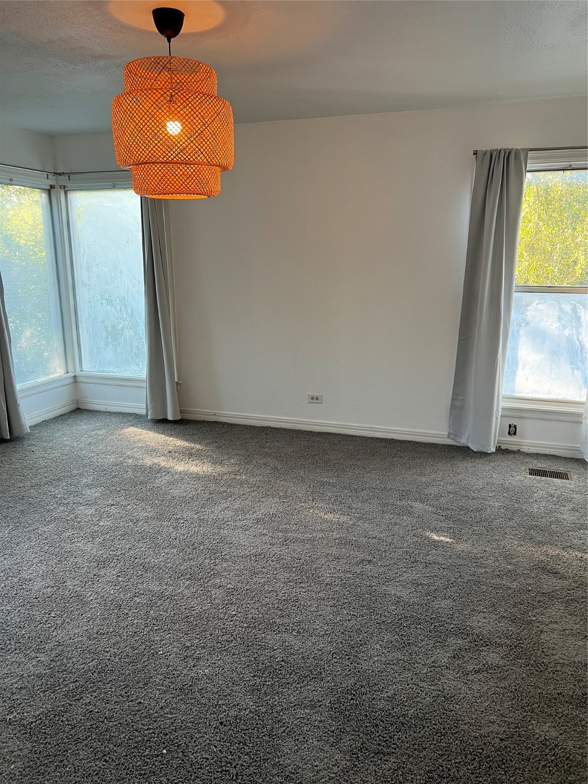 1230 W Chestnut Street Denison TX 75020