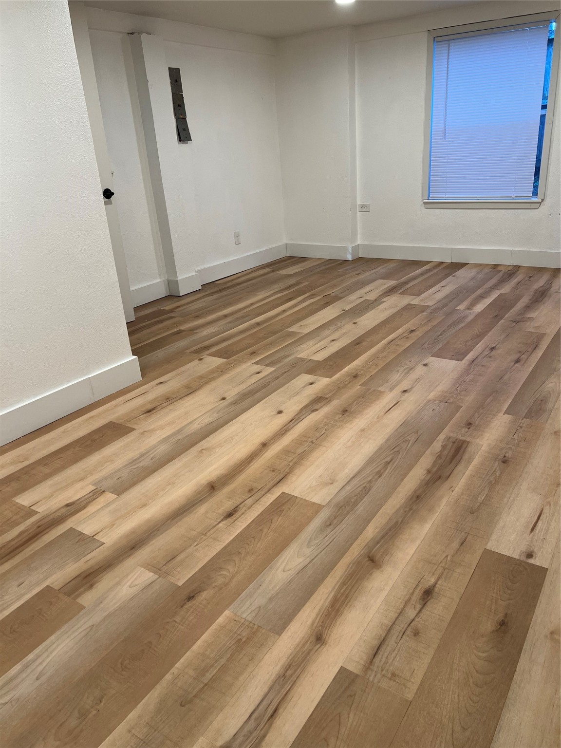 1230 W Chestnut Street Denison TX 75020