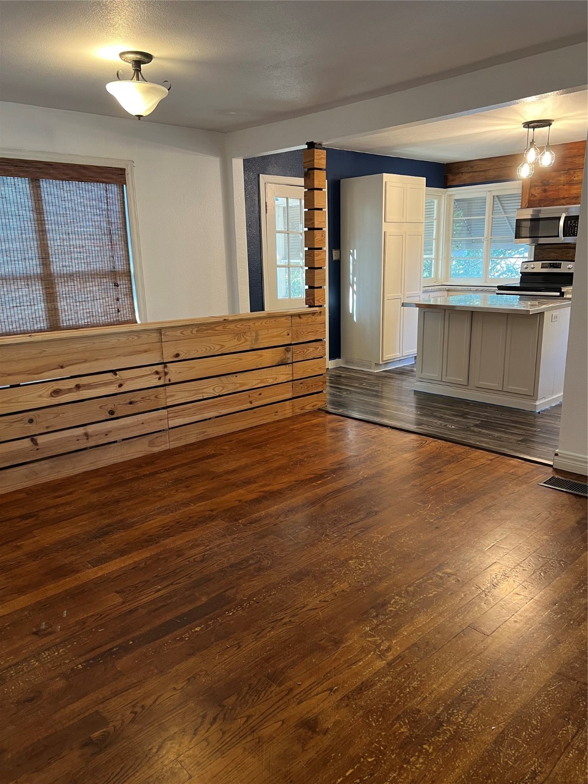 1230 W Chestnut Street Denison TX 75020