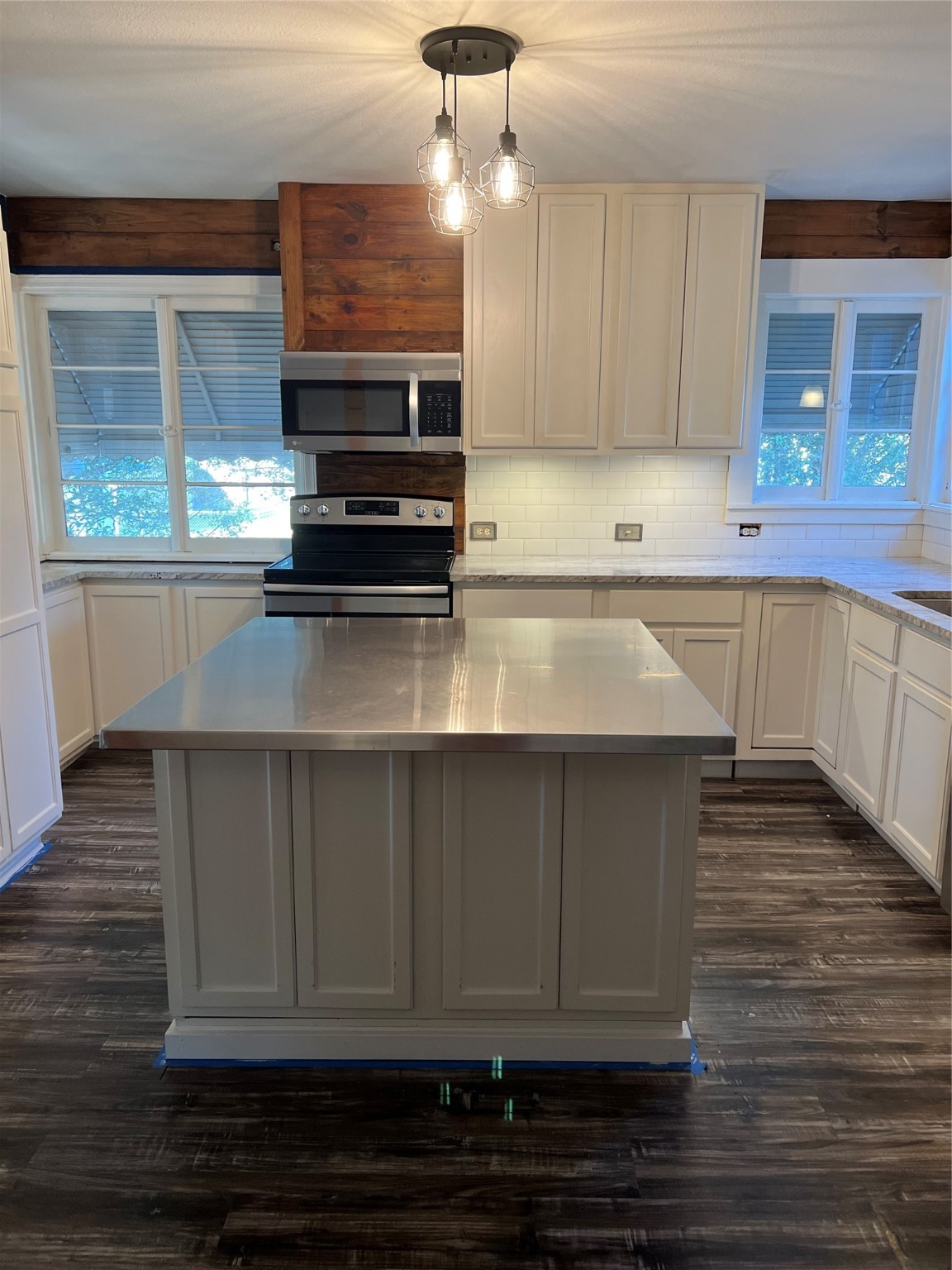 1230 W Chestnut Street Denison TX 75020