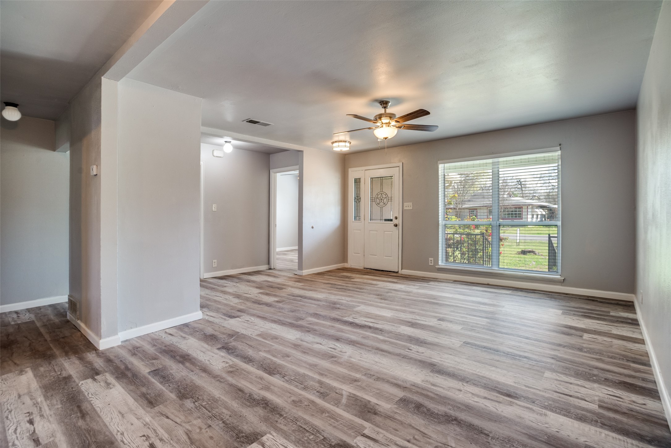 266 W Fulton Street Van Alstyne TX 75495