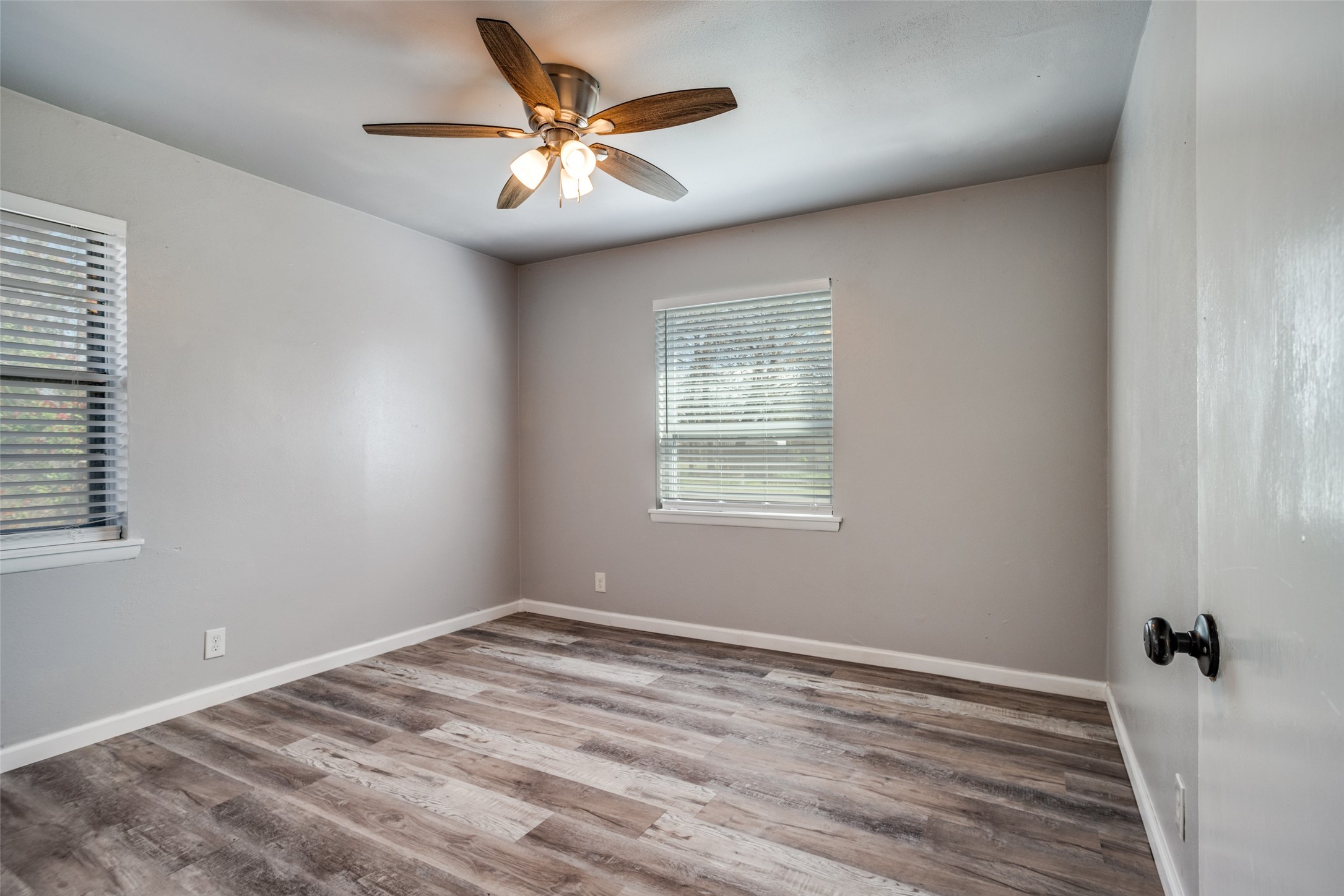 266 W Fulton Street Van Alstyne TX 75495