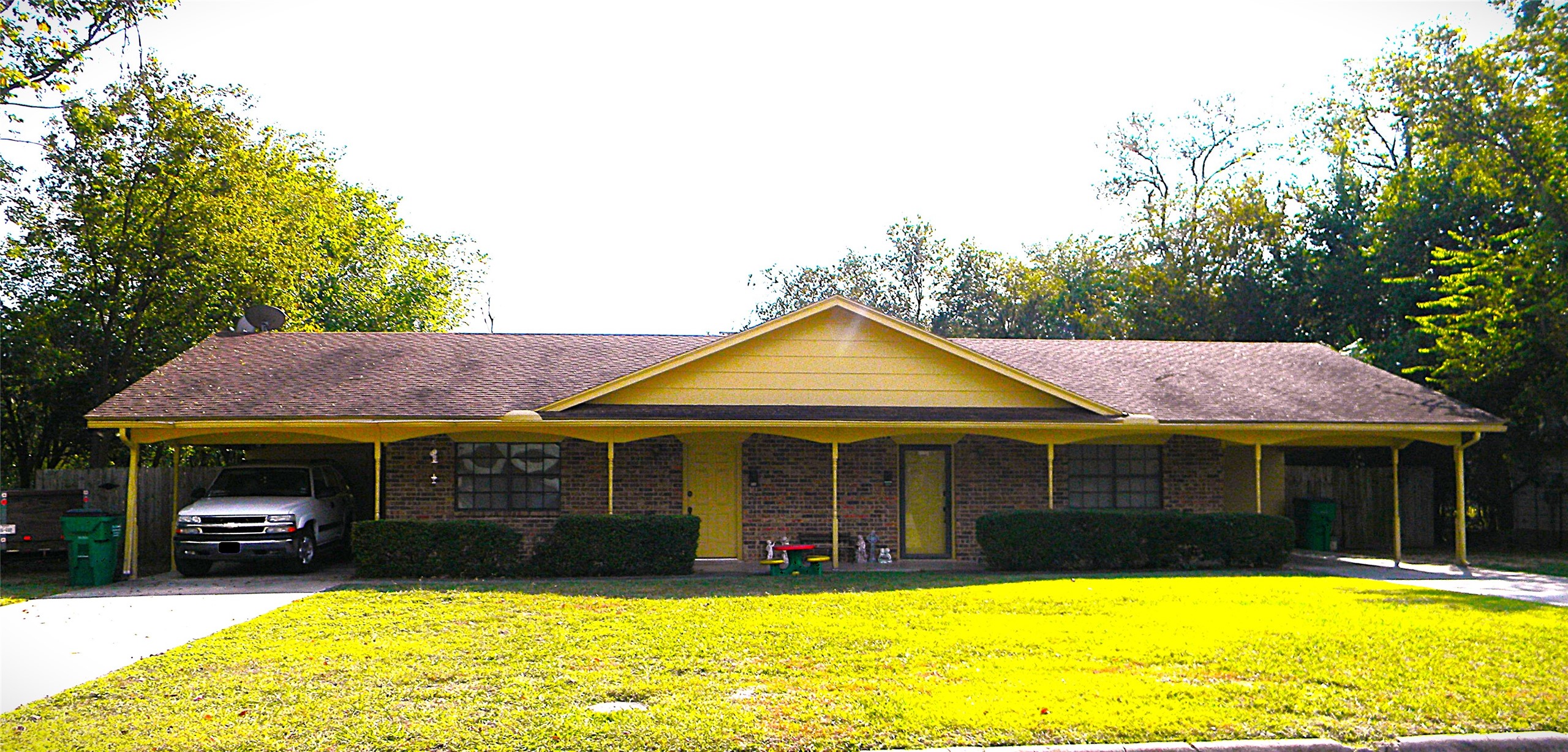 1504 E Pecan Street Gainesville TX 76240