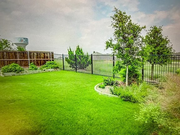 5541 Annie Creek Road Fort Worth TX 76126