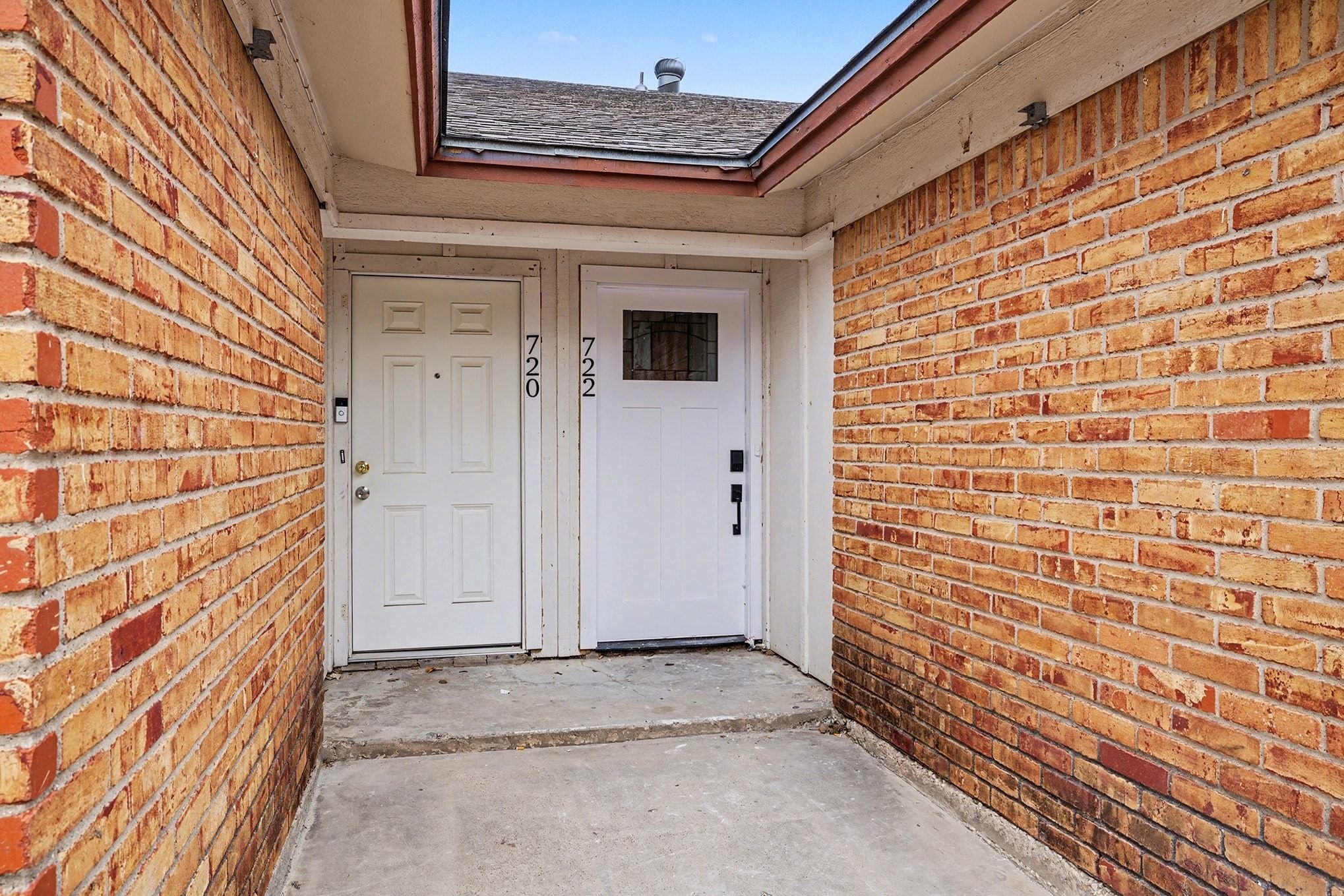 716 E Pecan Street Hurst TX 76053