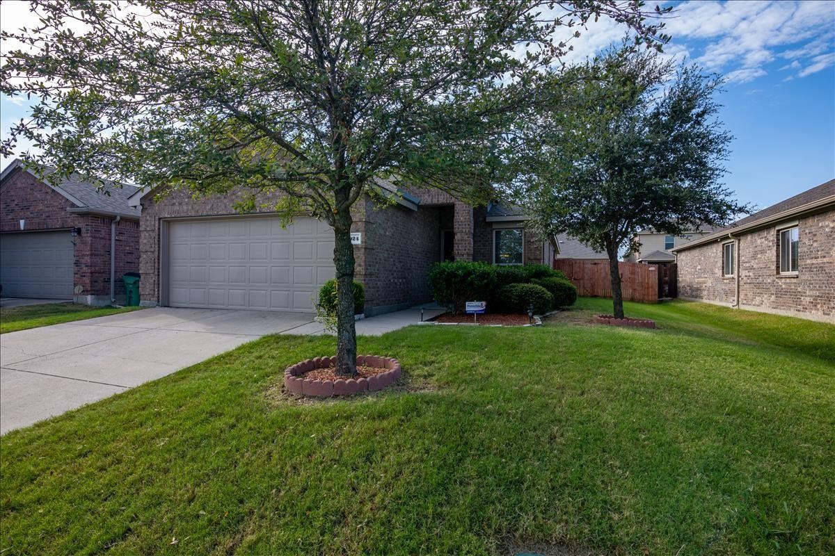 8924 Whirlwind Trail Aubrey TX 76227