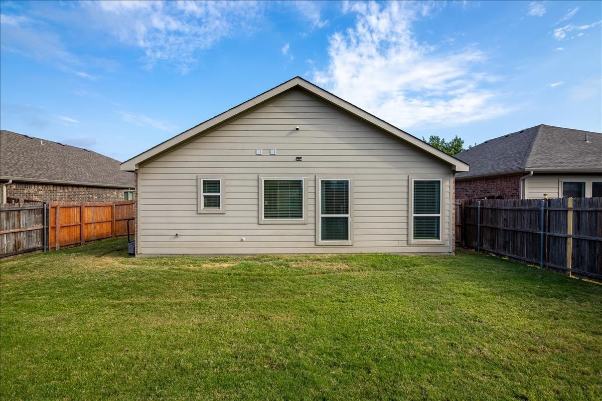 8924 Whirlwind Trail Aubrey TX 76227