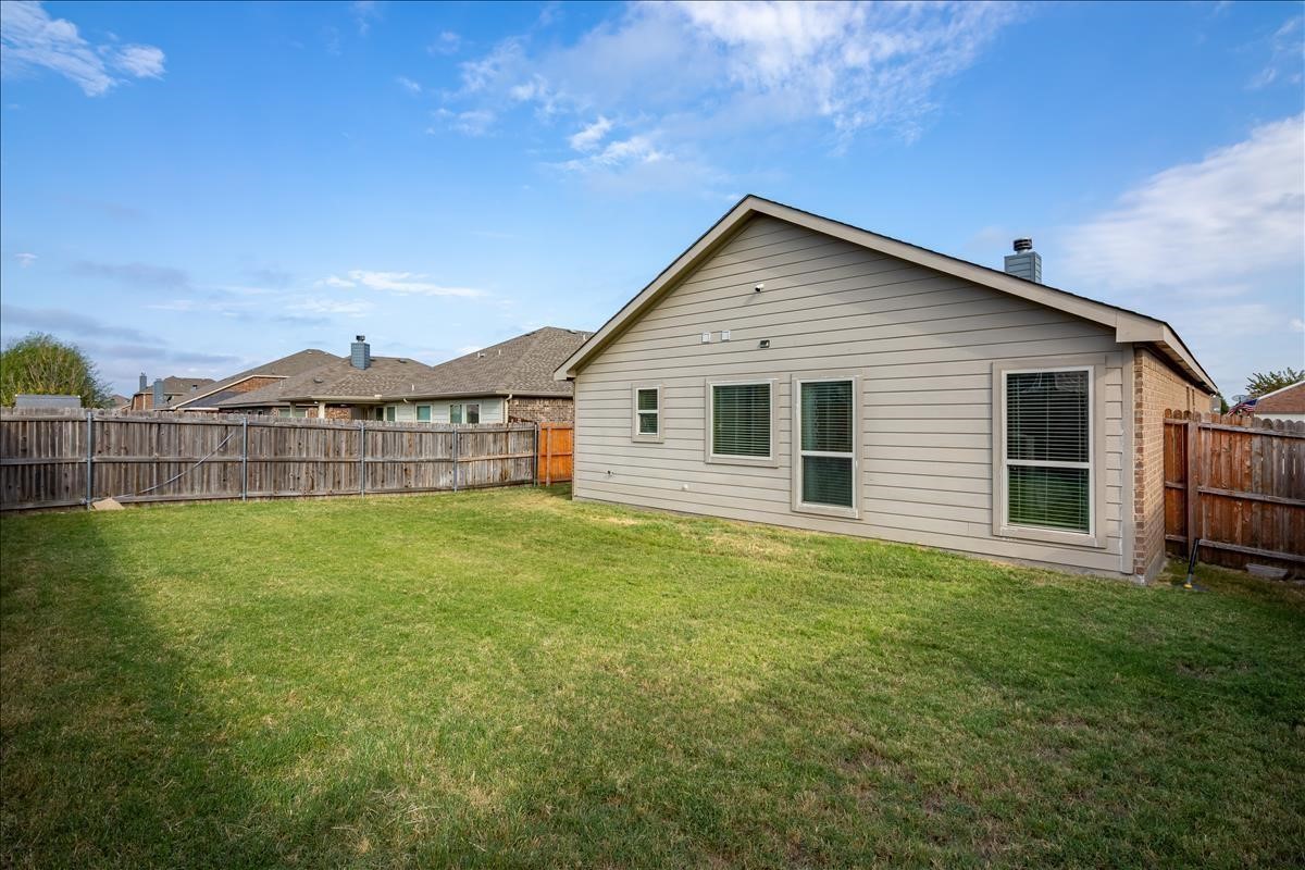 8924 Whirlwind Trail Aubrey TX 76227