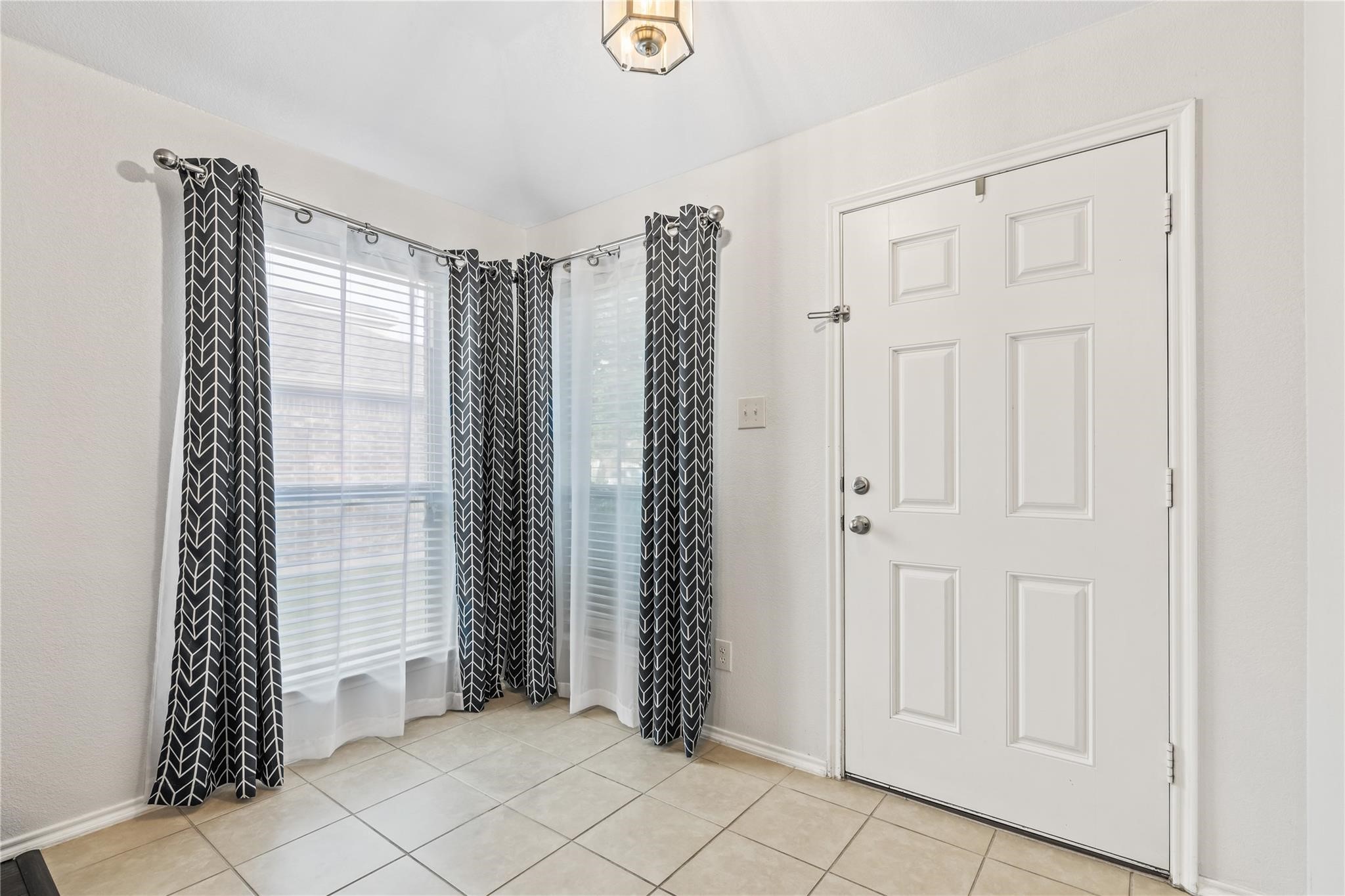 8924 Whirlwind Trail Aubrey TX 76227