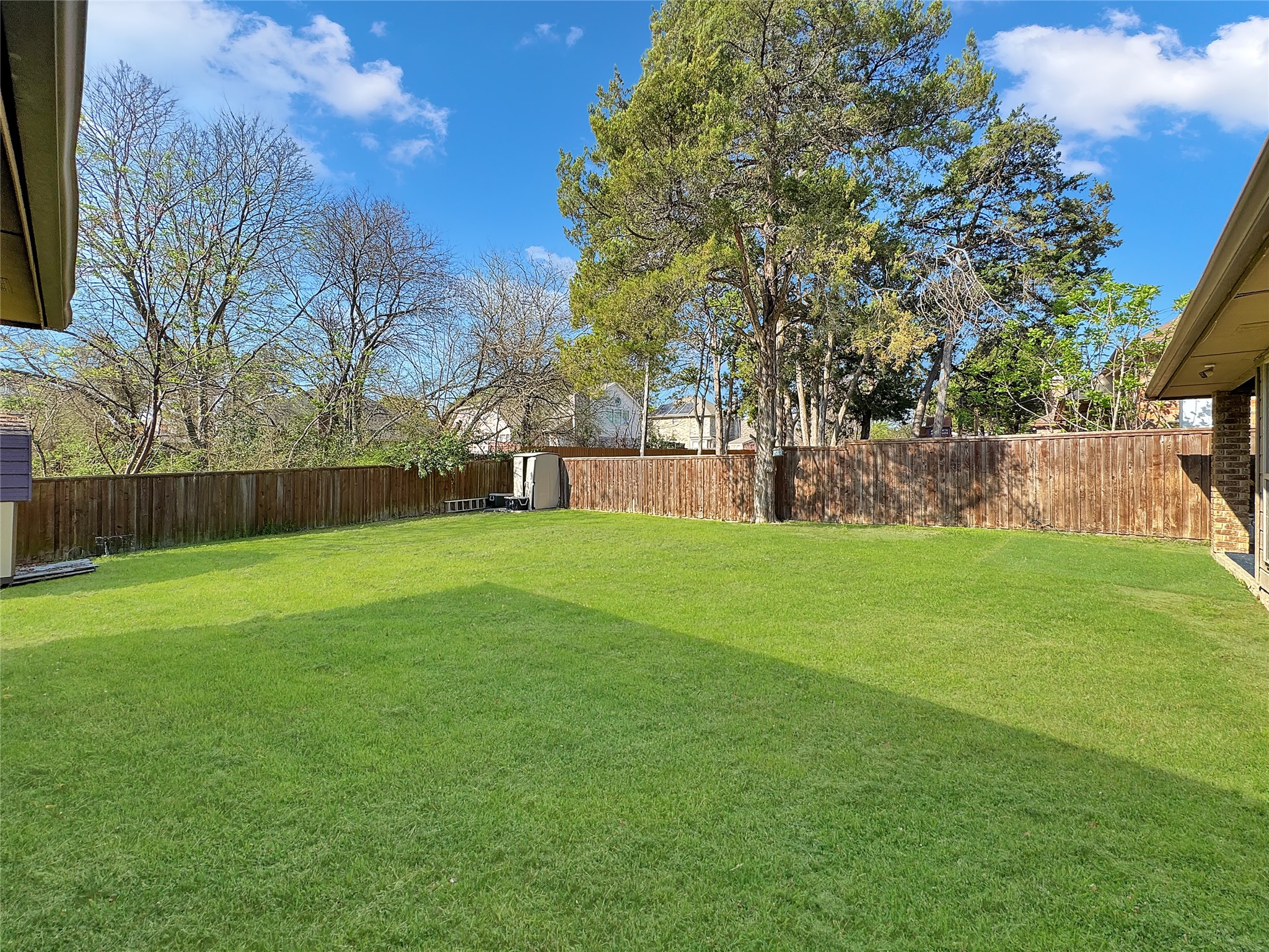 816 Woodridge Drive Desoto TX 75115