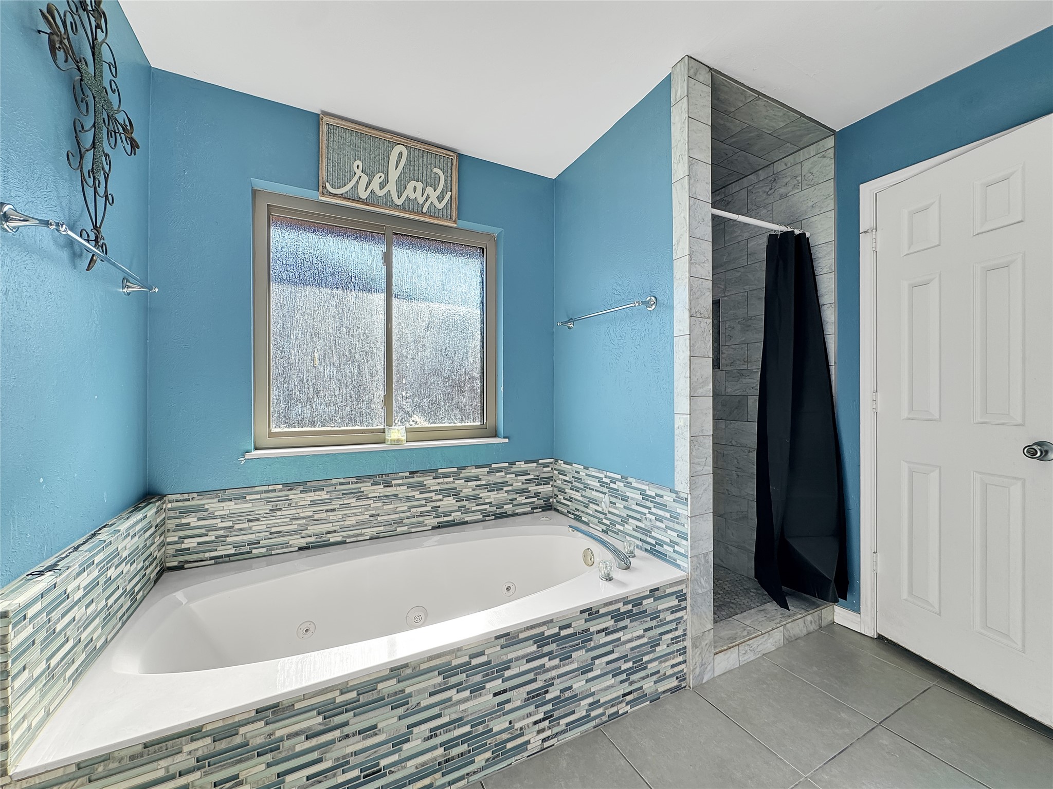 816 Woodridge Drive Desoto TX 75115