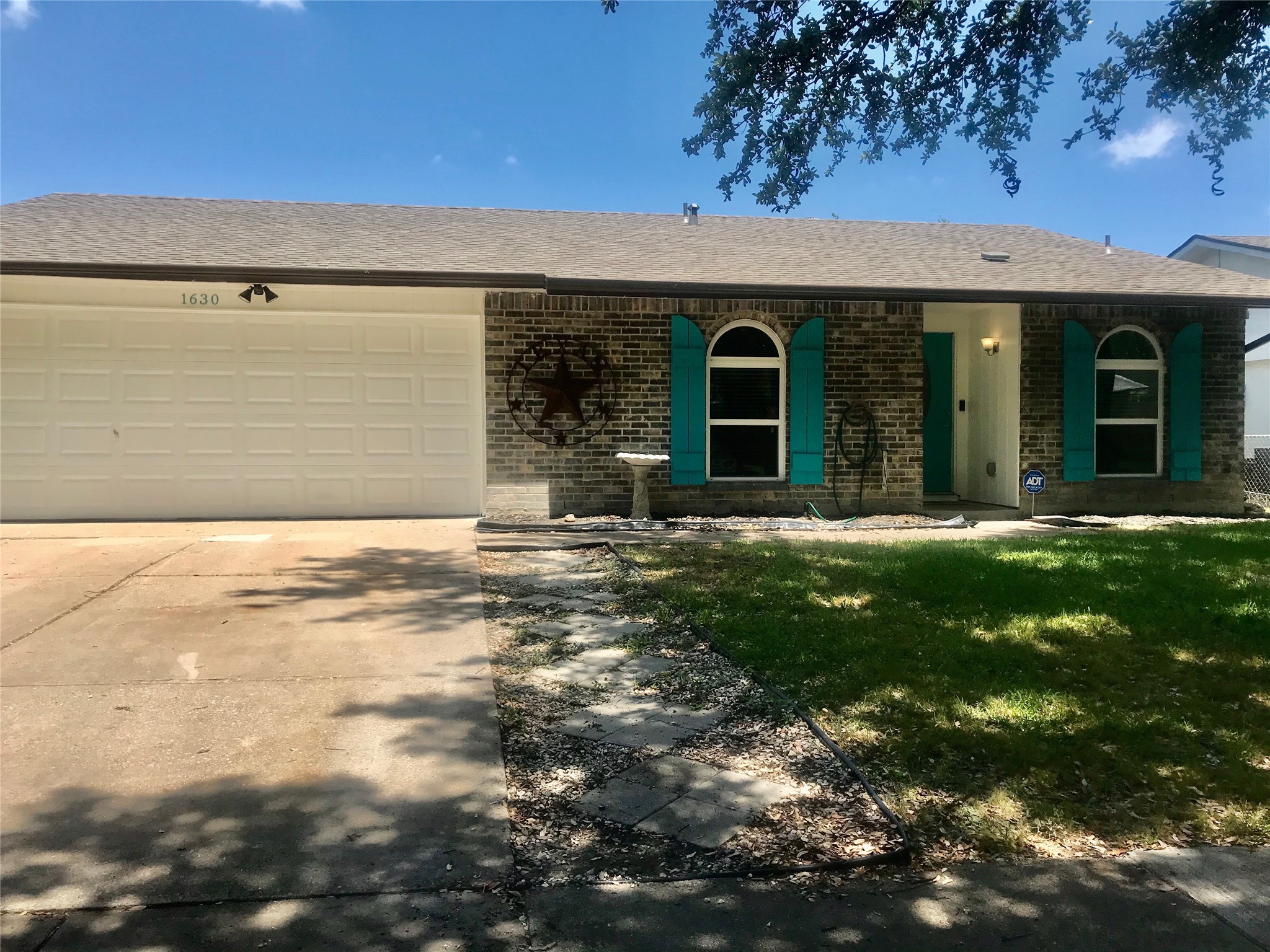 1630 Dell Oak Drive Garland TX 75040