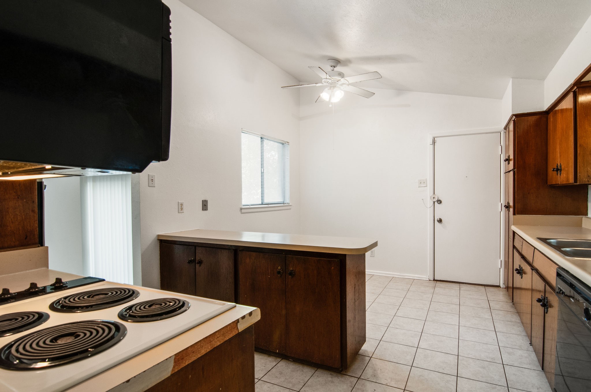9023 Pinewood Drive Dallas TX 75243