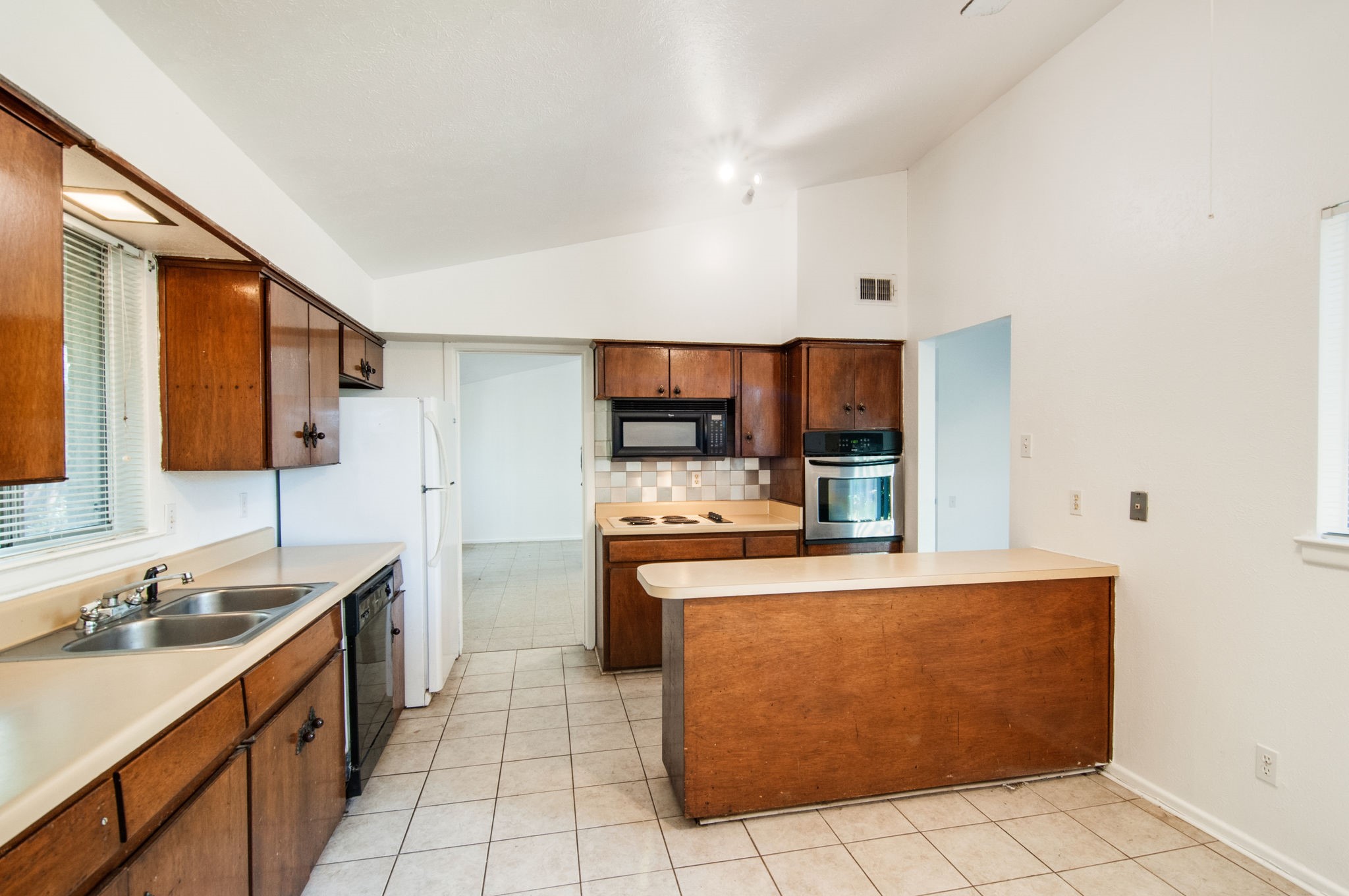 9023 Pinewood Drive Dallas TX 75243