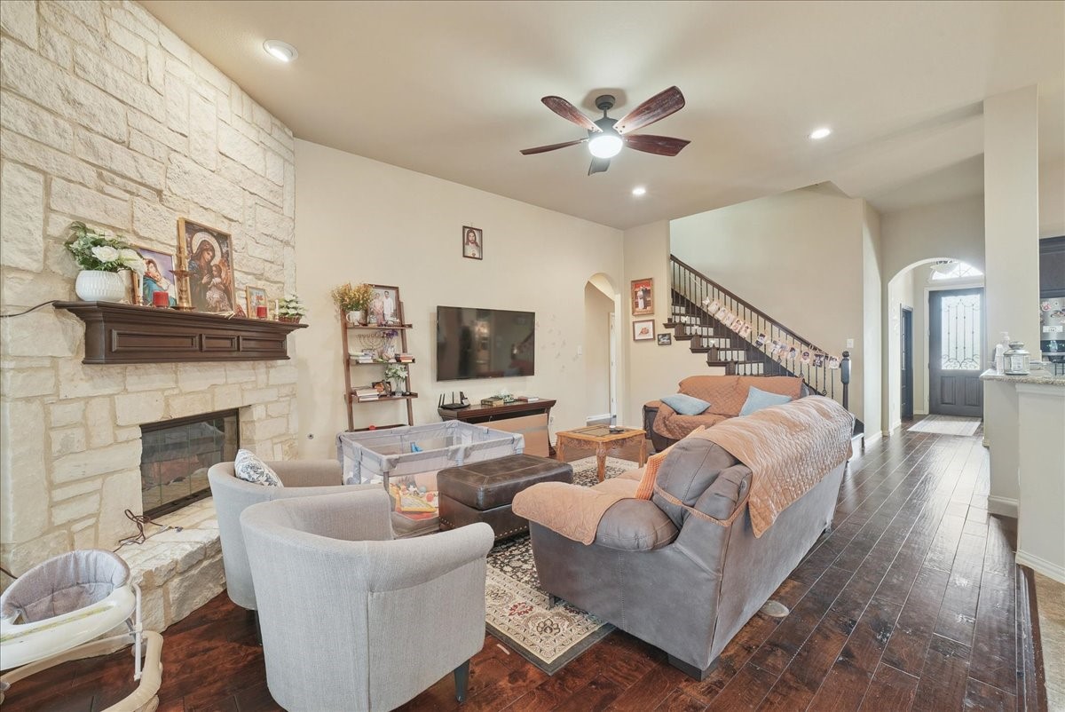 1121 Shearwater Lane Garland TX 75043