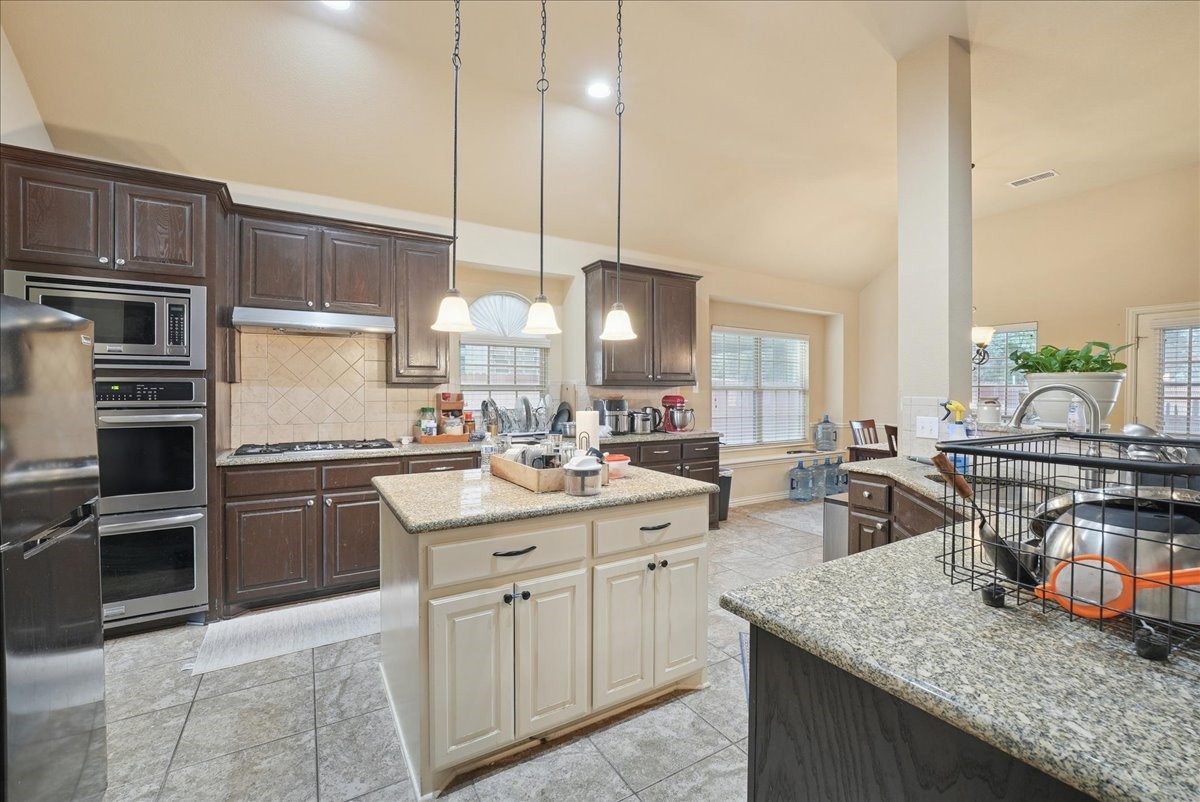 1121 Shearwater Lane Garland TX 75043