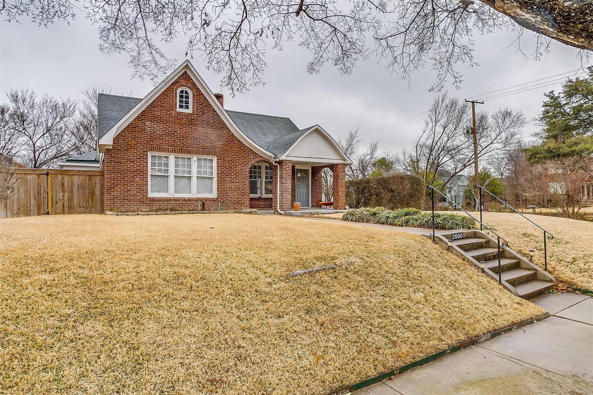 2600 S Adams Street Fort Worth TX 76110