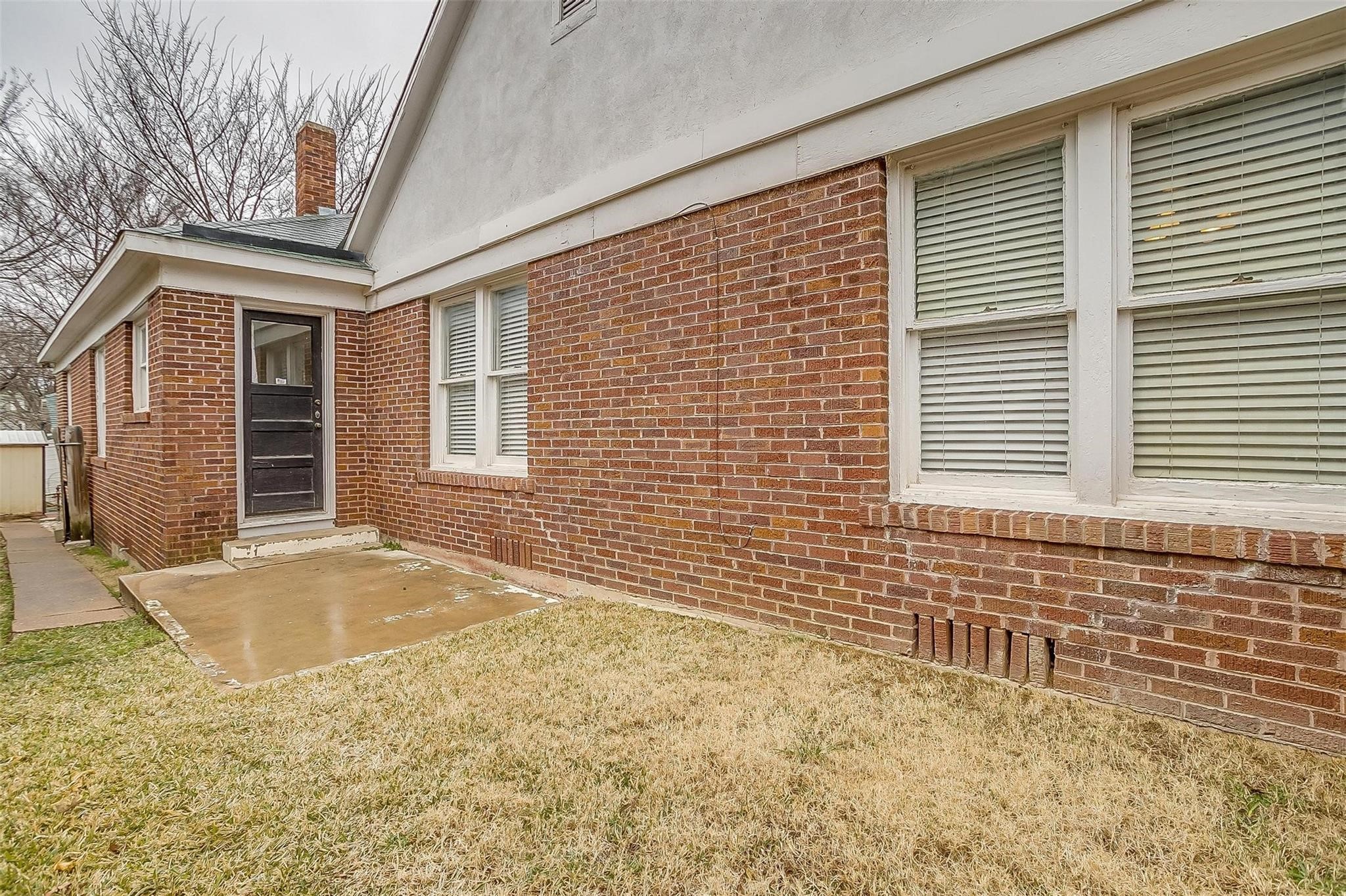 2600 S Adams Street Fort Worth TX 76110