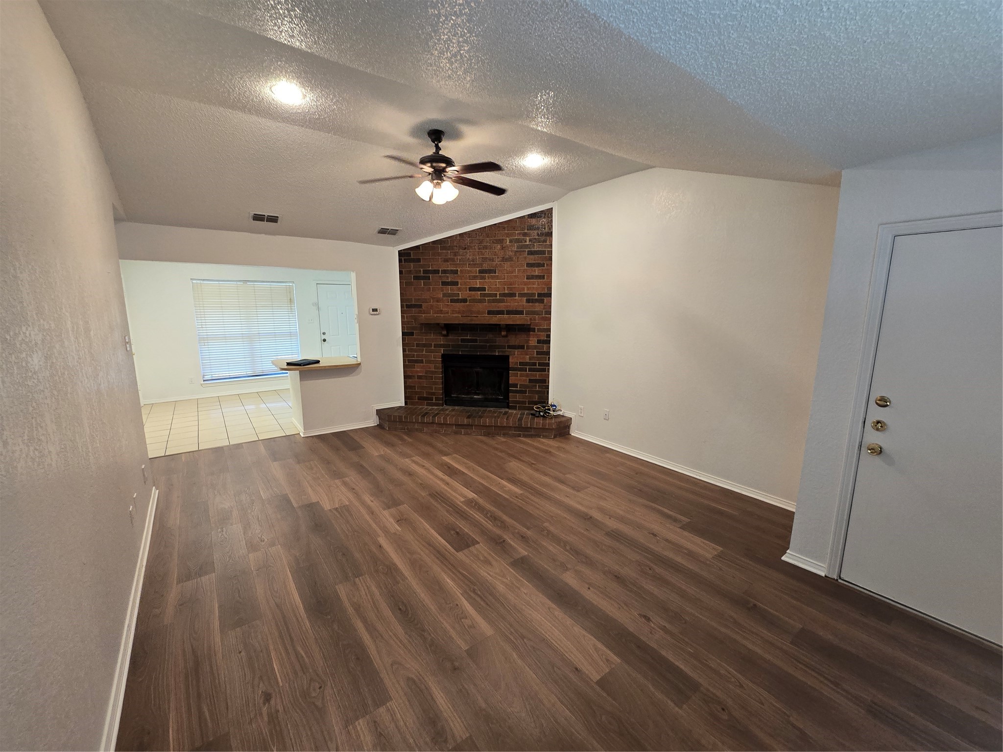 7451 N College Circle North Richland Hills TX 76180