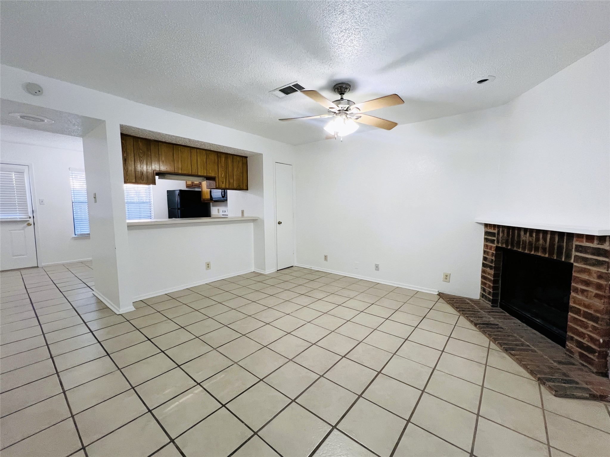 929 W Hickory Street Denton TX 76201