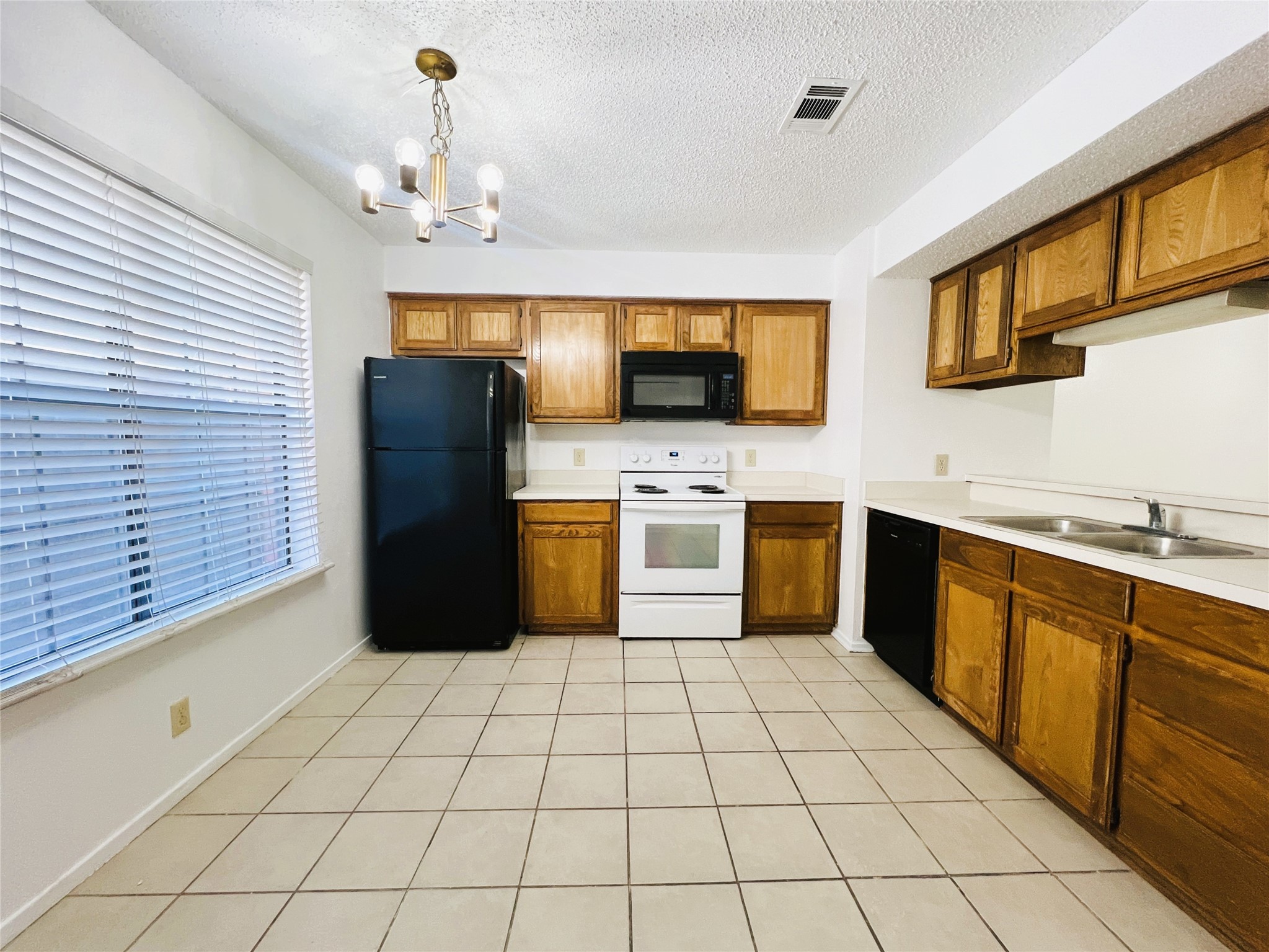 929 W Hickory Street Denton TX 76201