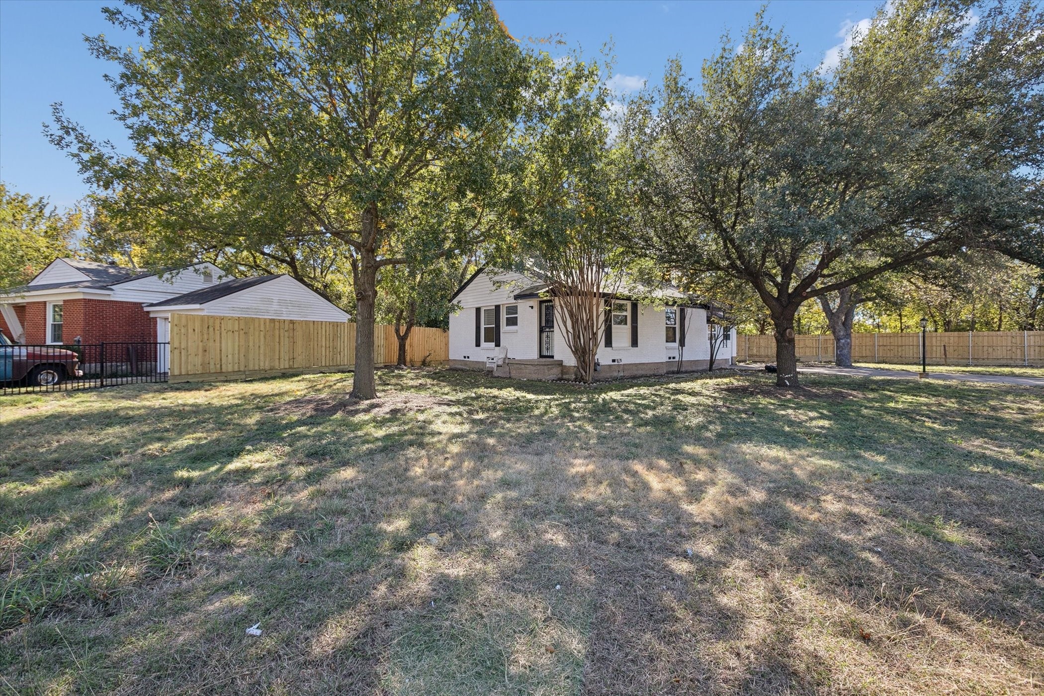 1626 Crest Ridge Drive Dallas TX 75228