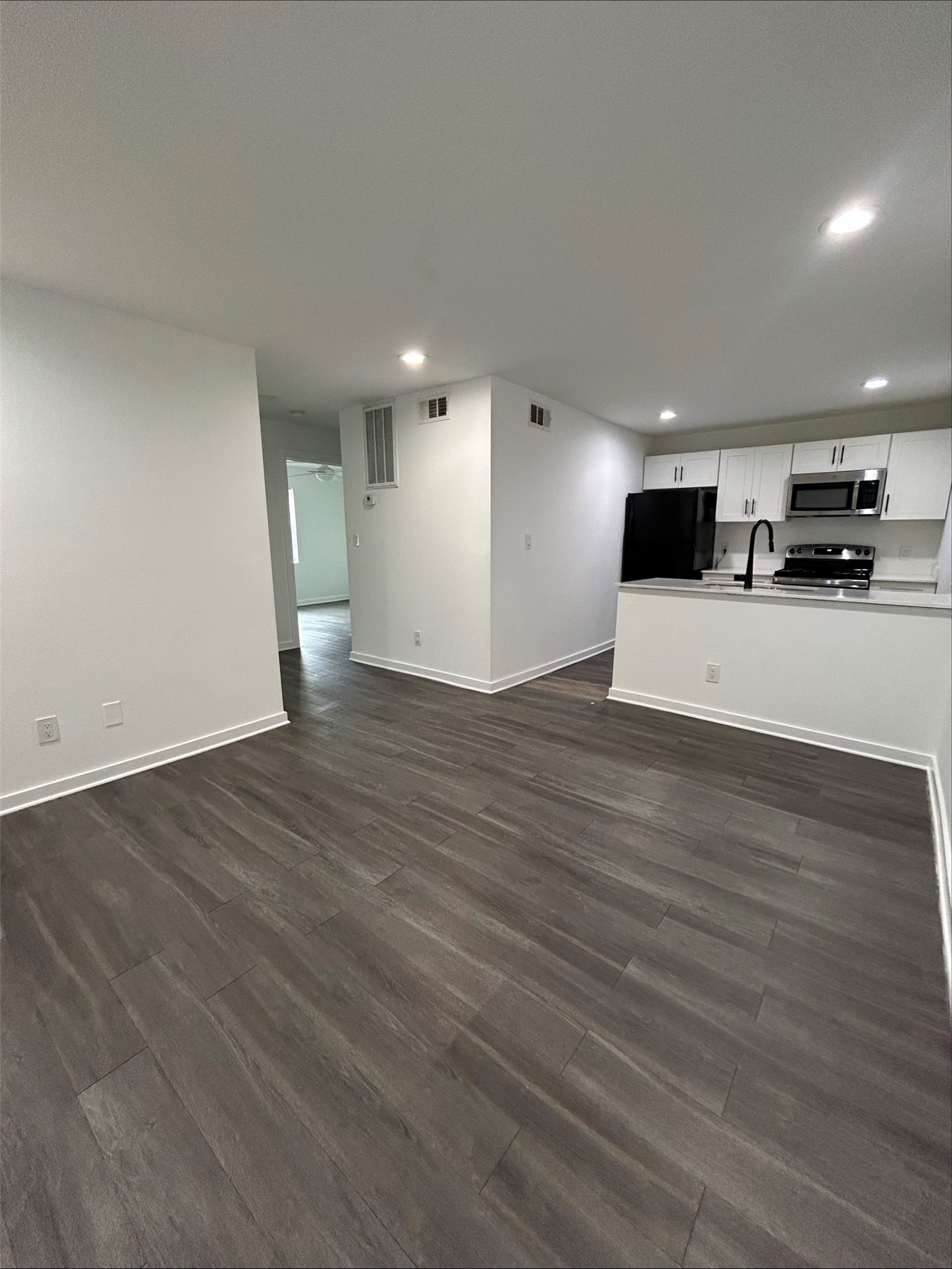 321 E 8th Street Dallas TX 75203
