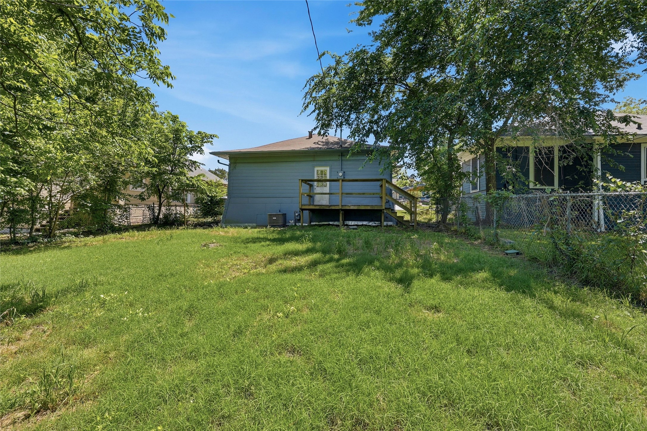 529 E Woodard Street Denison TX 75021