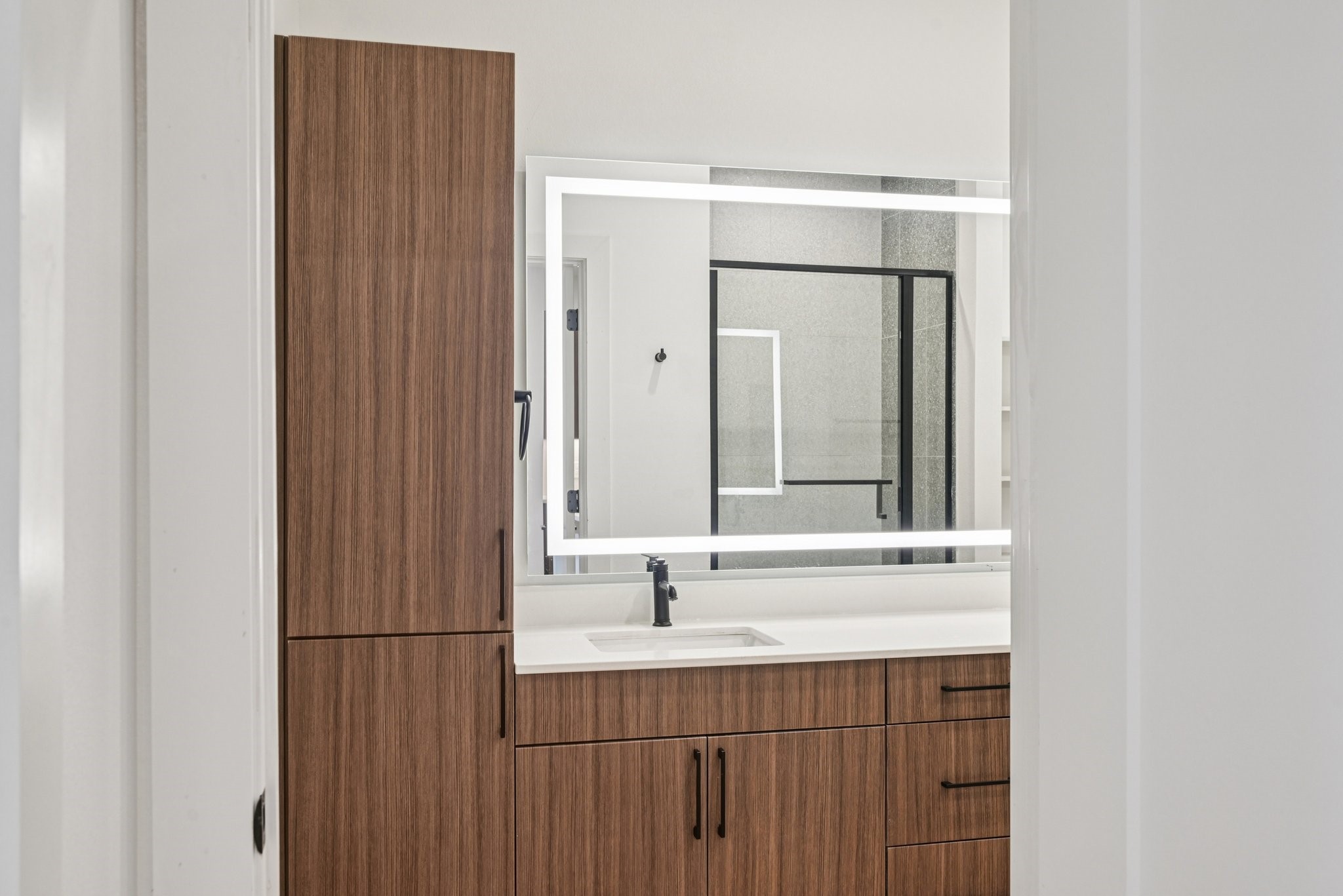 2016 S Ervay Street Dallas TX 75215