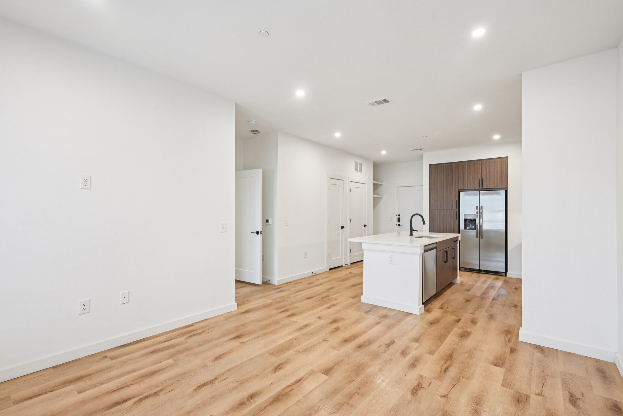 2016 S Ervay Street Dallas TX 75215