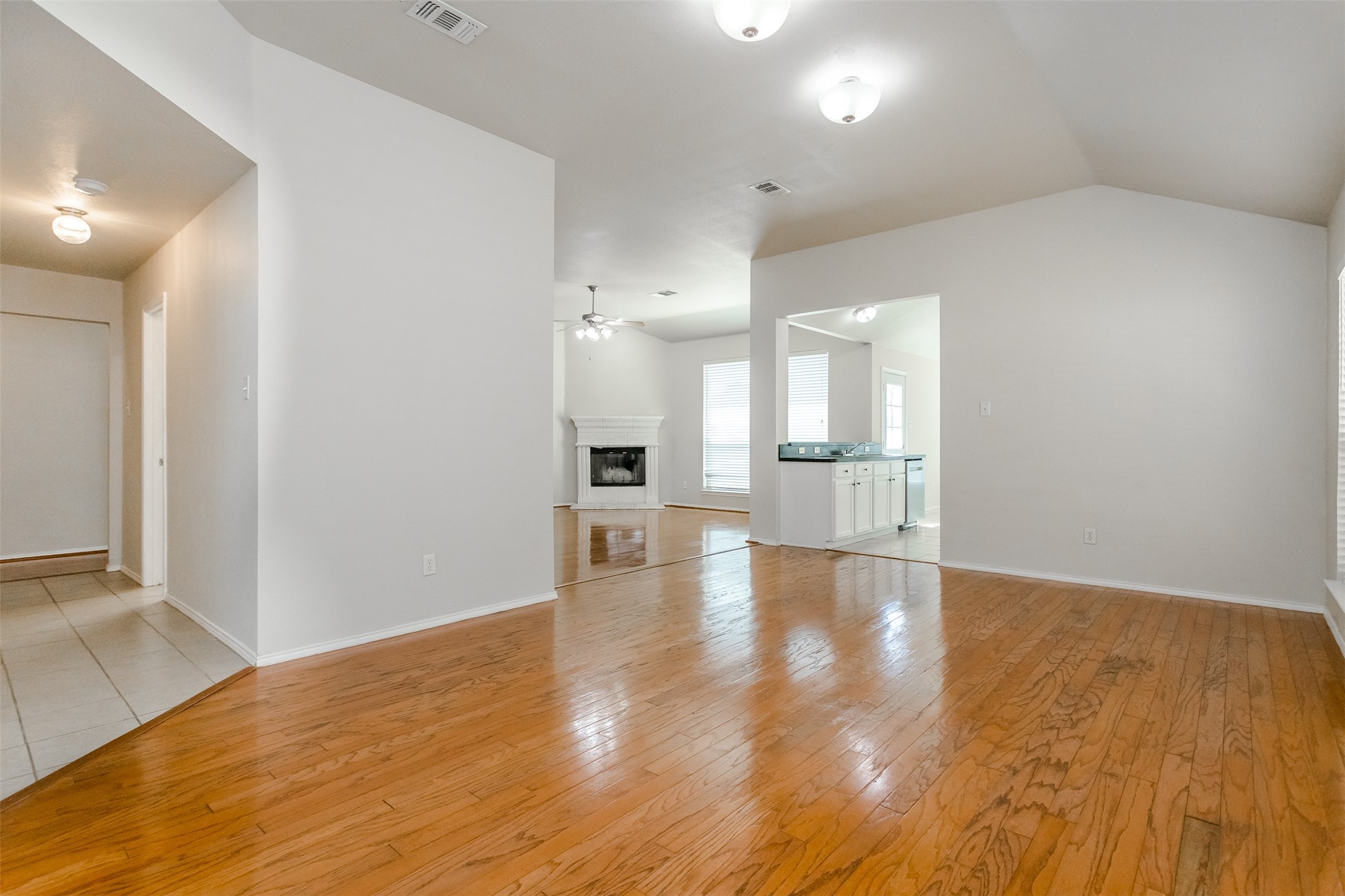 1017 Caleb Street Burleson TX 76028