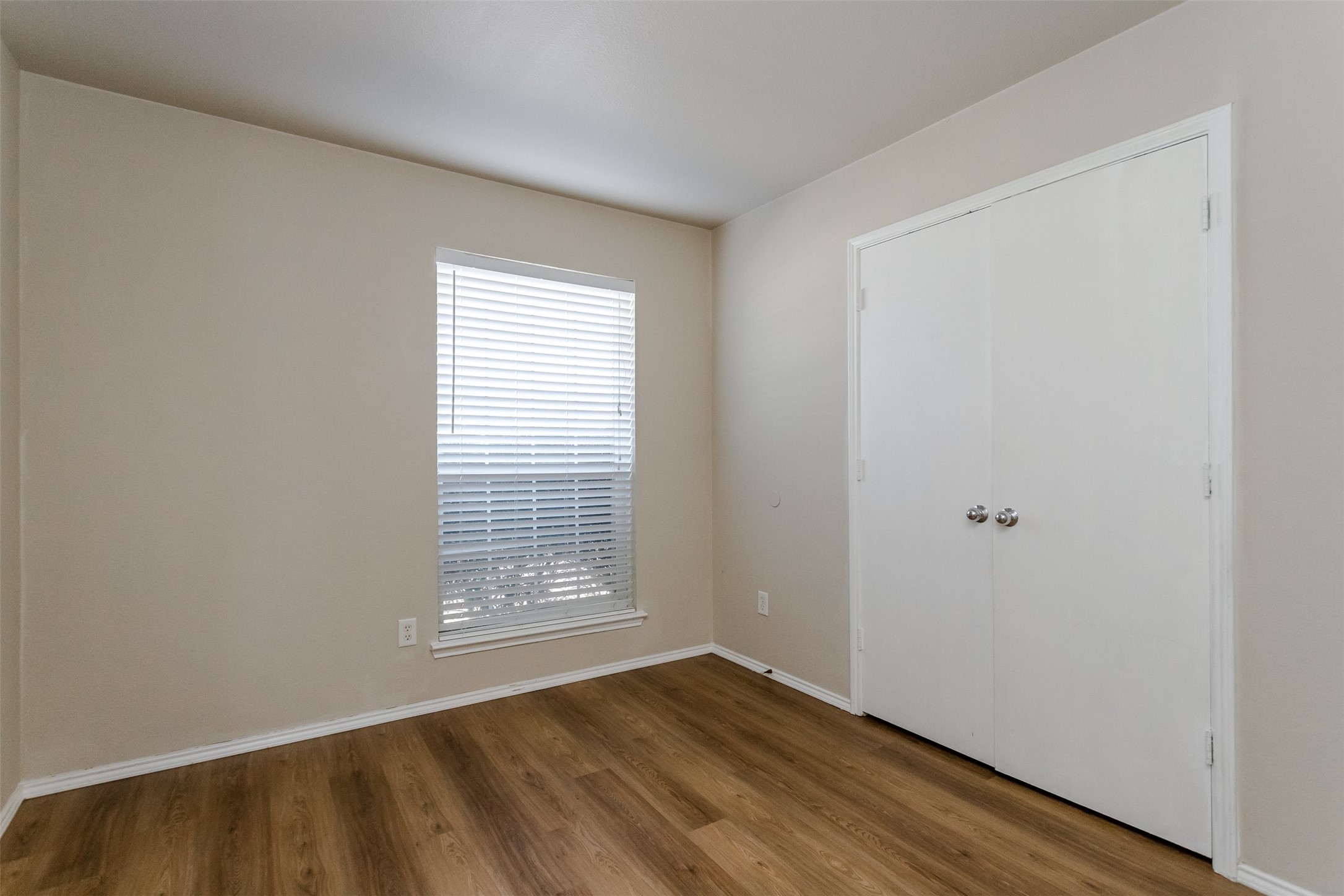 1017 Caleb Street Burleson TX 76028