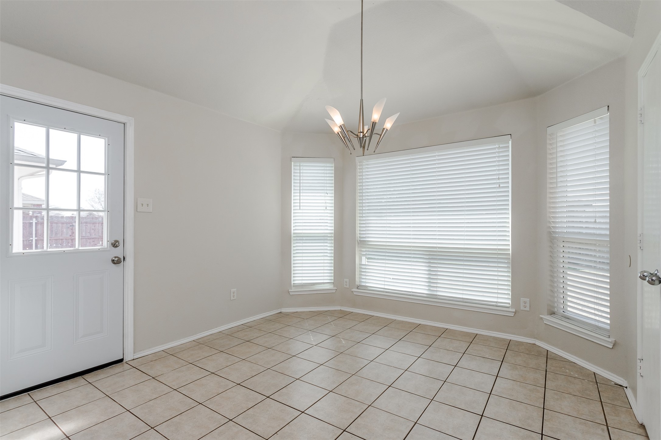 1017 Caleb Street Burleson TX 76028
