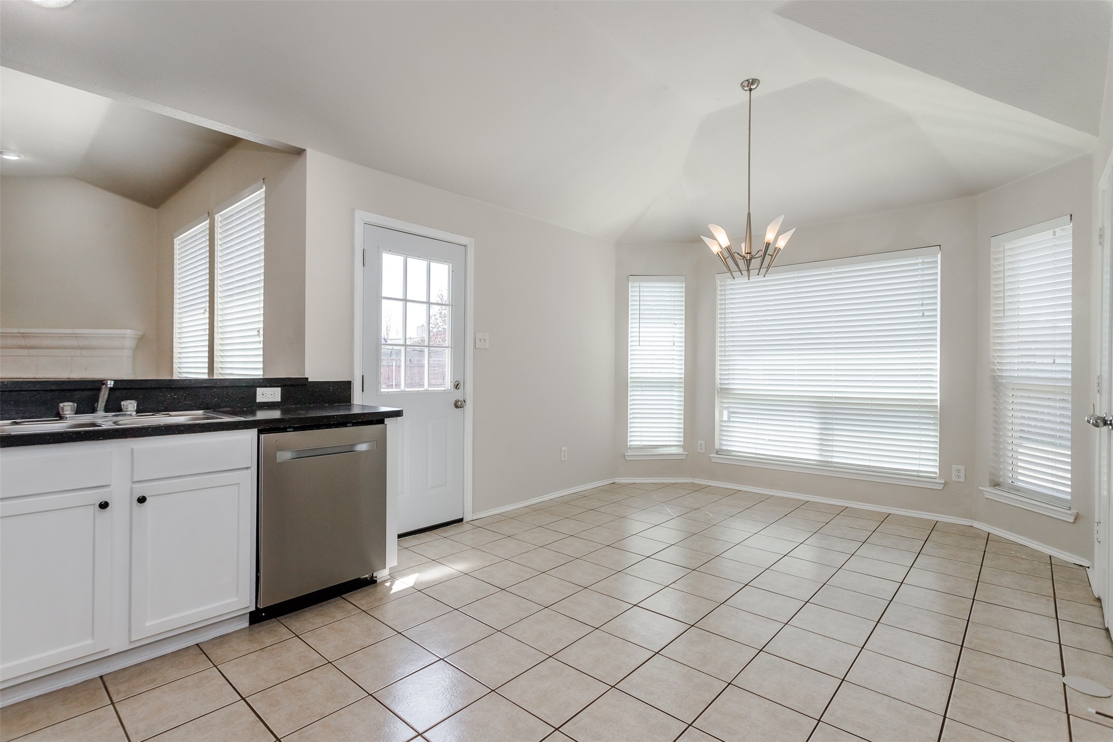 1017 Caleb Street Burleson TX 76028