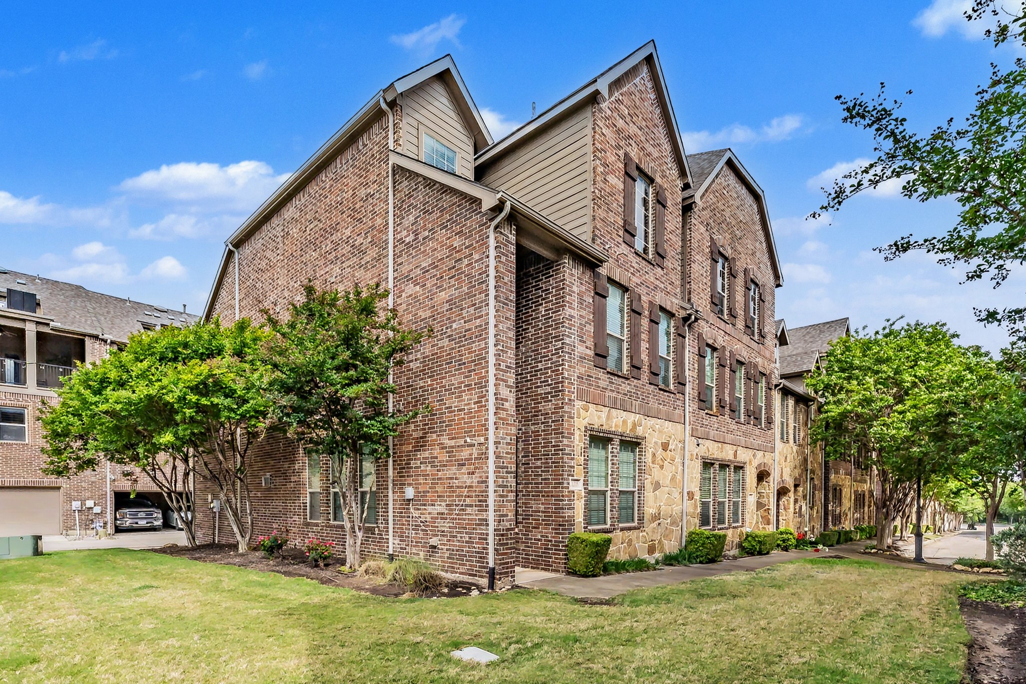 4205 Riverview Drive Carrollton TX 75010