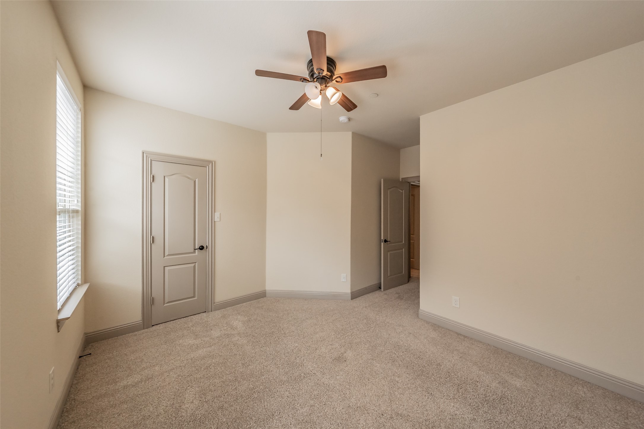 4205 Riverview Drive Carrollton TX 75010