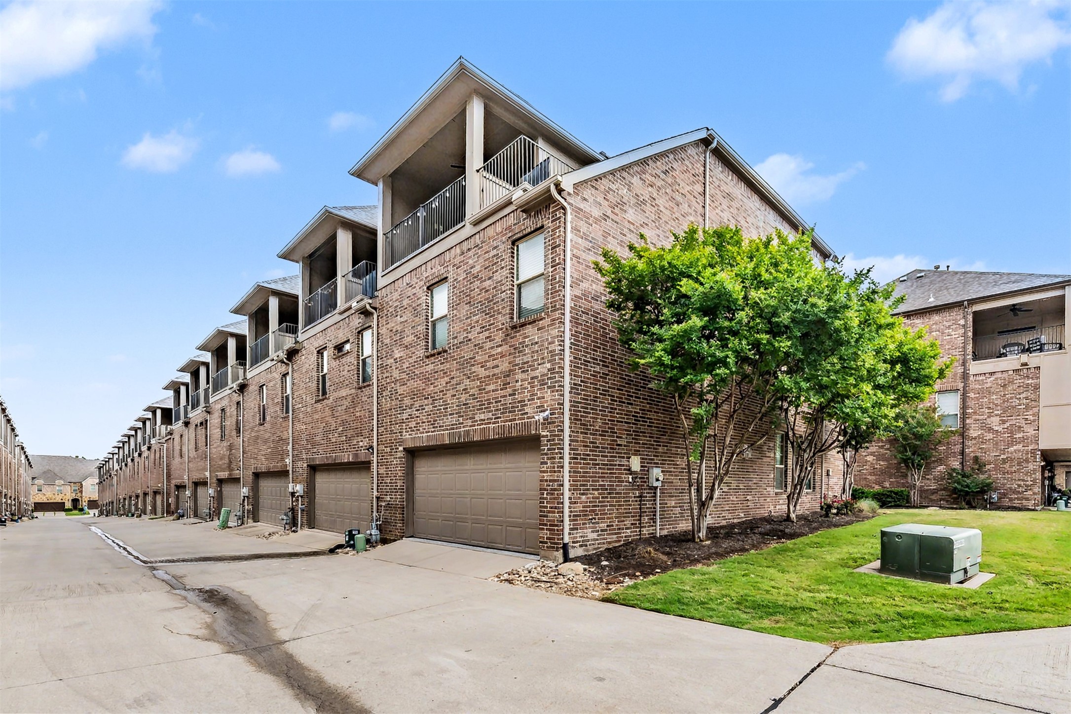 4205 Riverview Drive Carrollton TX 75010