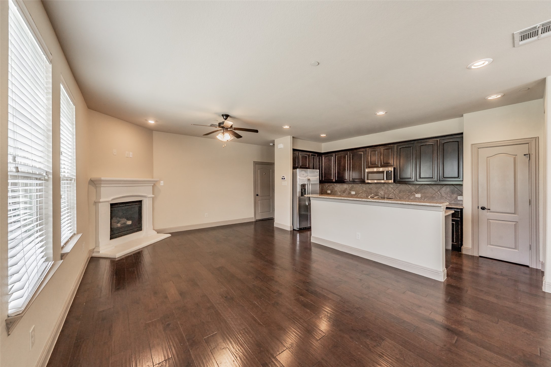 4205 Riverview Drive Carrollton TX 75010