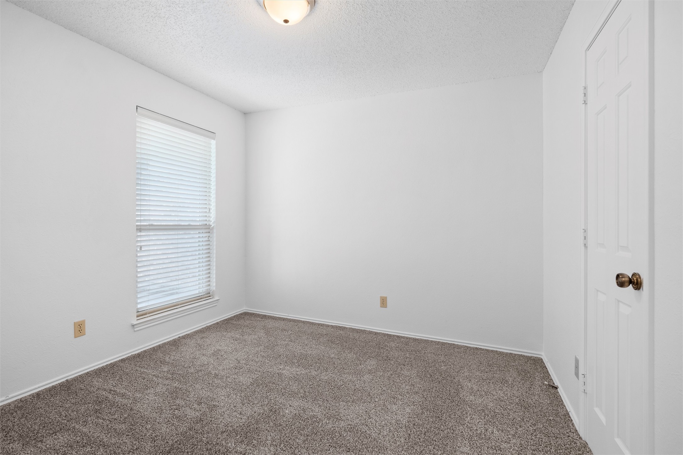 921 Red Oak Street Azle TX 76020