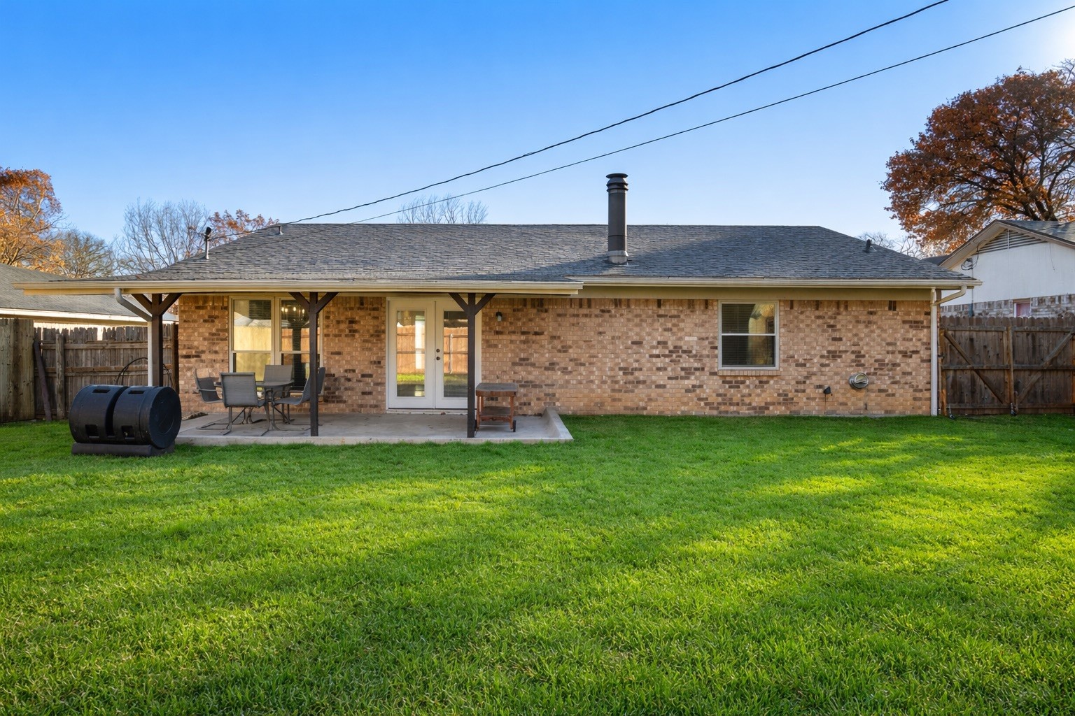 921 Red Oak Street Azle TX 76020