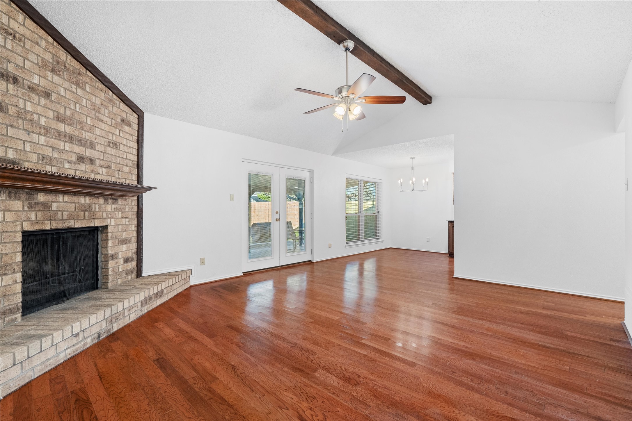 921 Red Oak Street Azle TX 76020