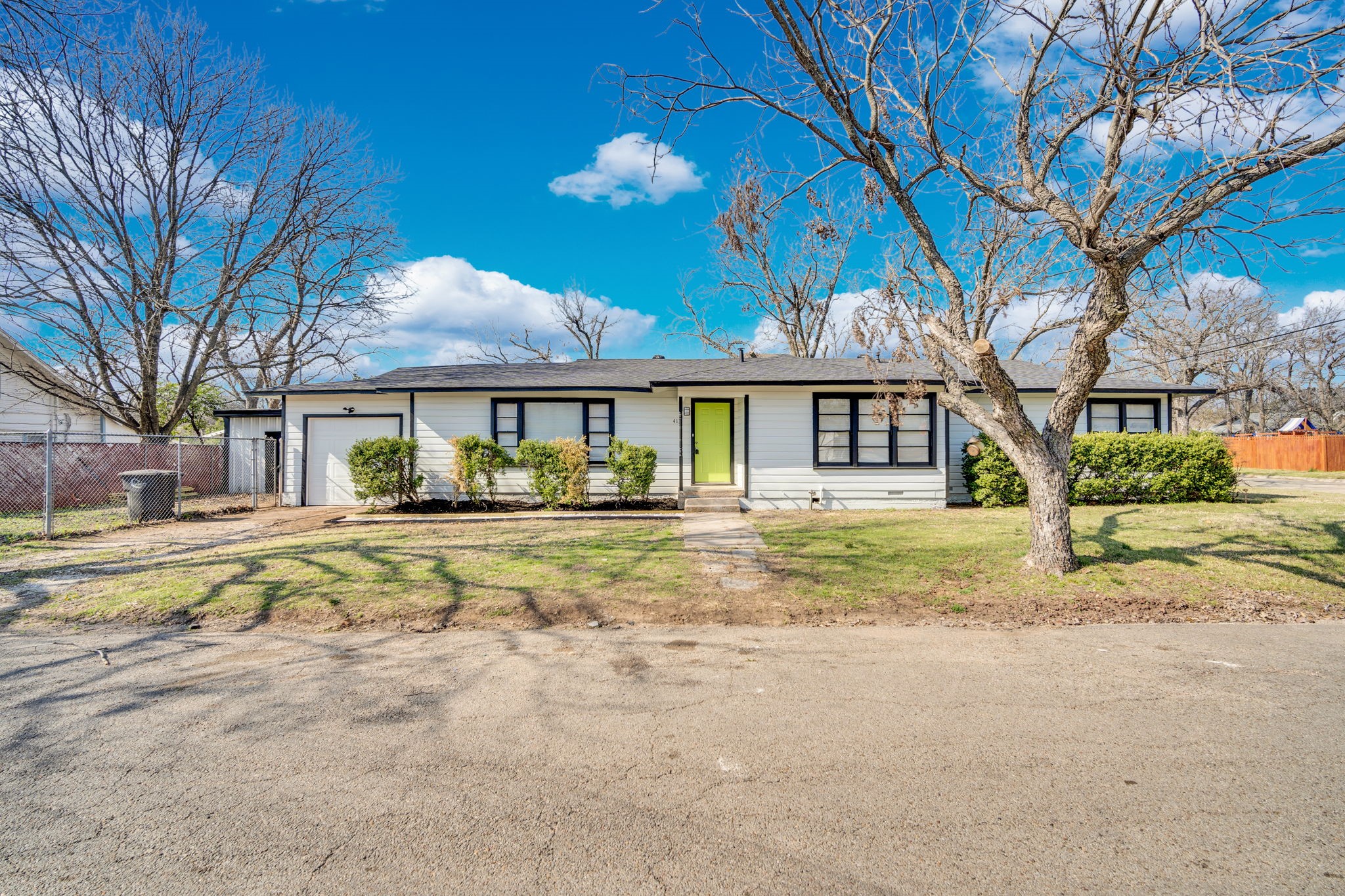 413 Shaw Street Cleburne TX 76033