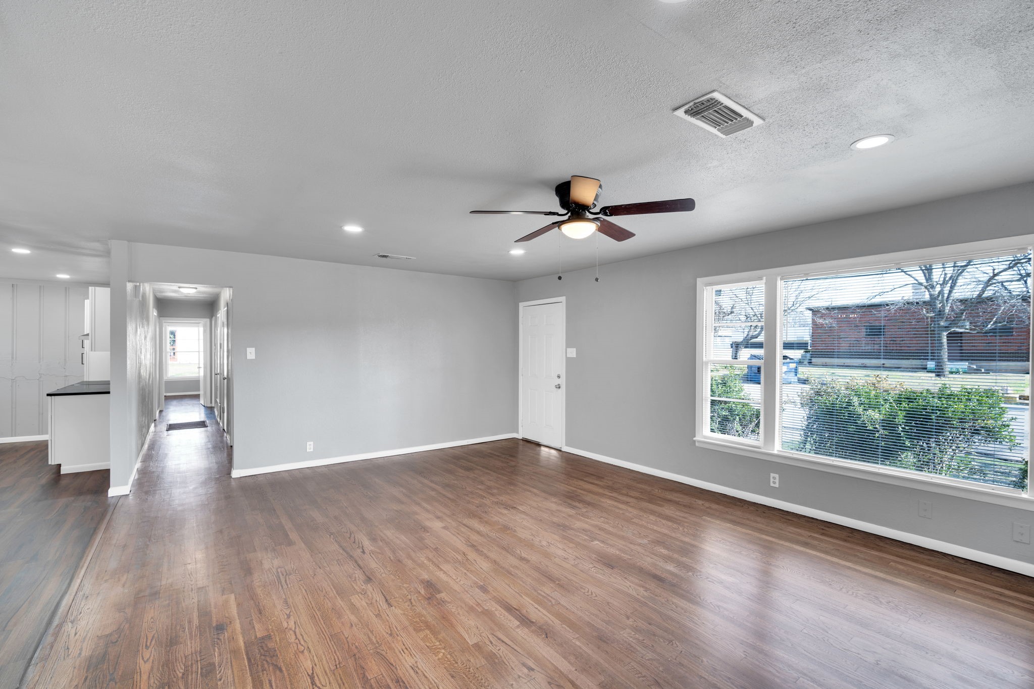 413 Shaw Street Cleburne TX 76033