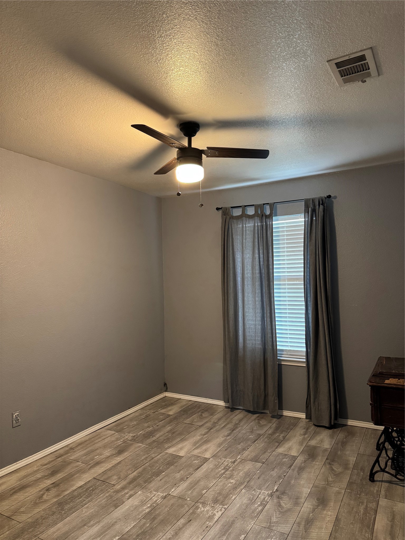 5904 Alcova Lane Dallas TX 75249