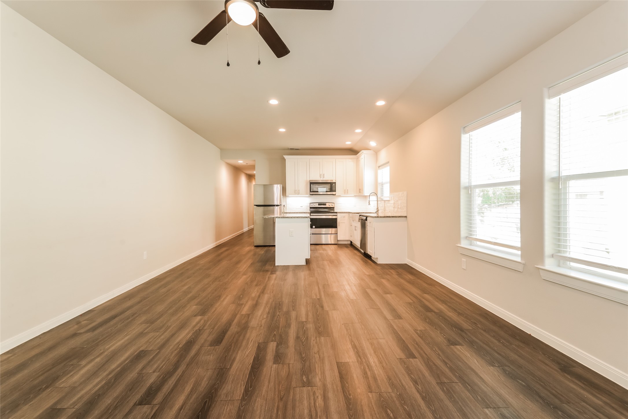 916 N Throckmorton Street Sherman TX 75090