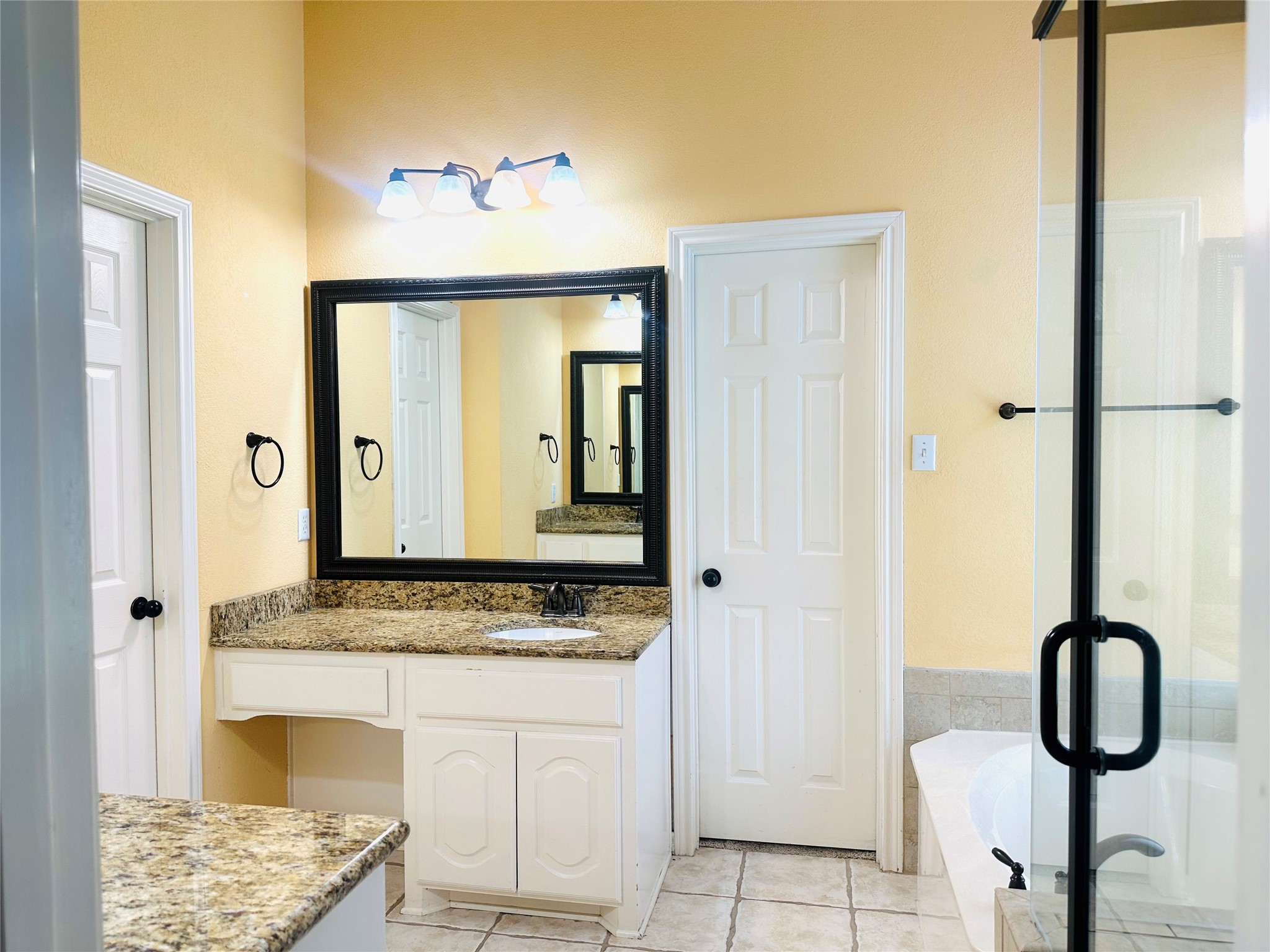 1410 Oxford Drive Mansfield TX 76063