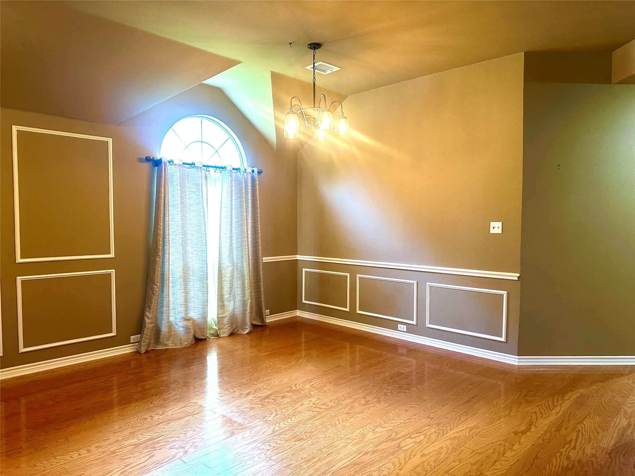 1410 Oxford Drive Mansfield TX 76063